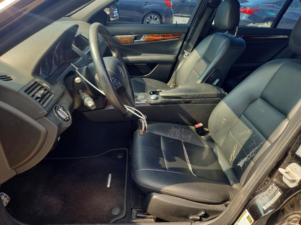 2009 Mercedes-benz C 300 Black vin: WDDGF54X29R069854