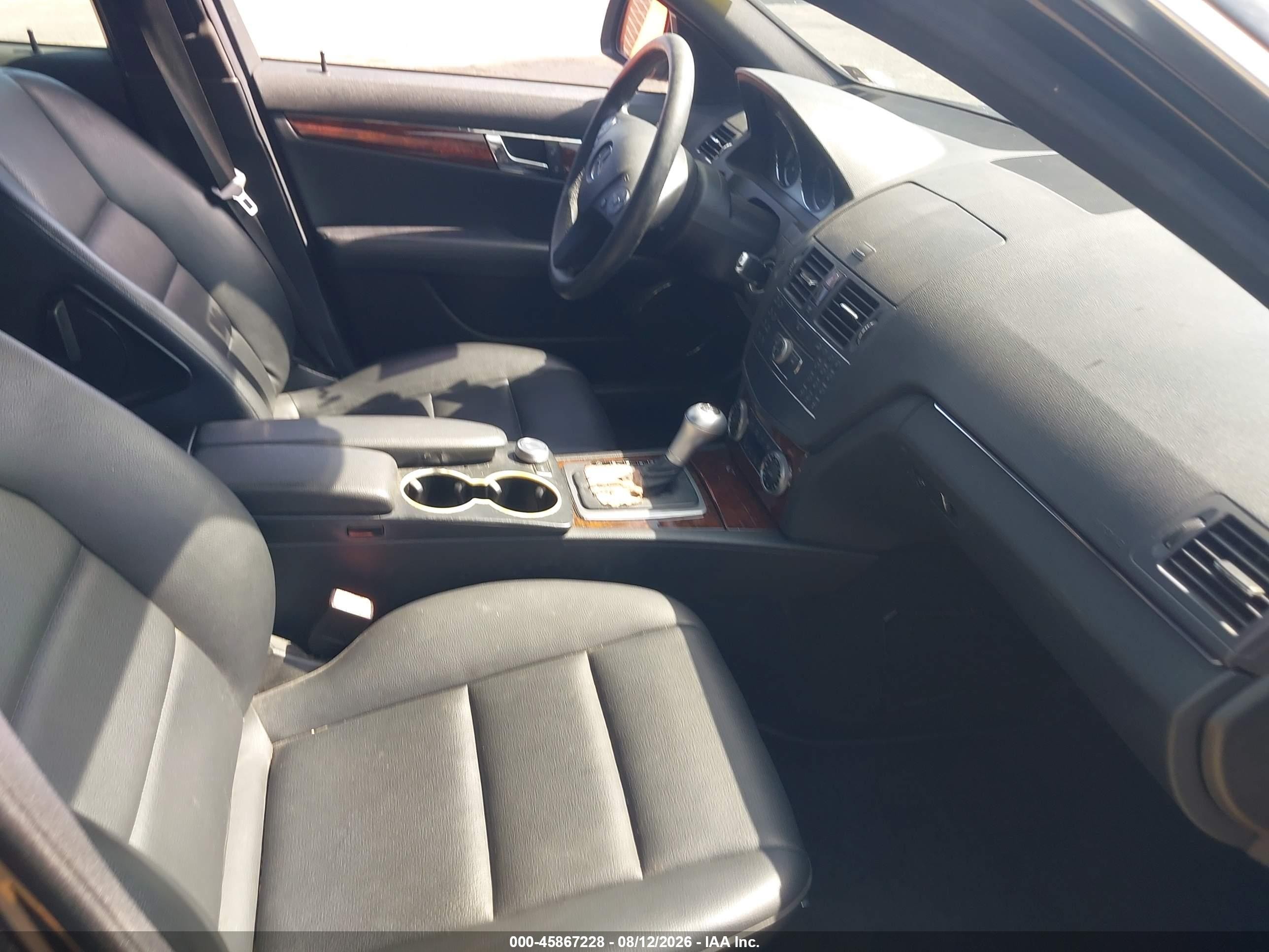 2009 Mercedes-benz C 300 Luxury/sport Black vin: WDDGF54X29R077209