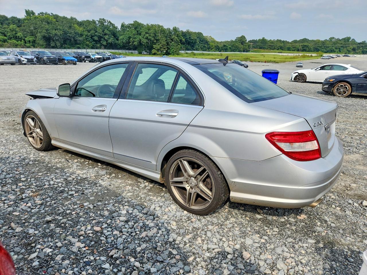 2009 Mercedes-benz C 300 Silver vin: WDDGF54X29R083527
