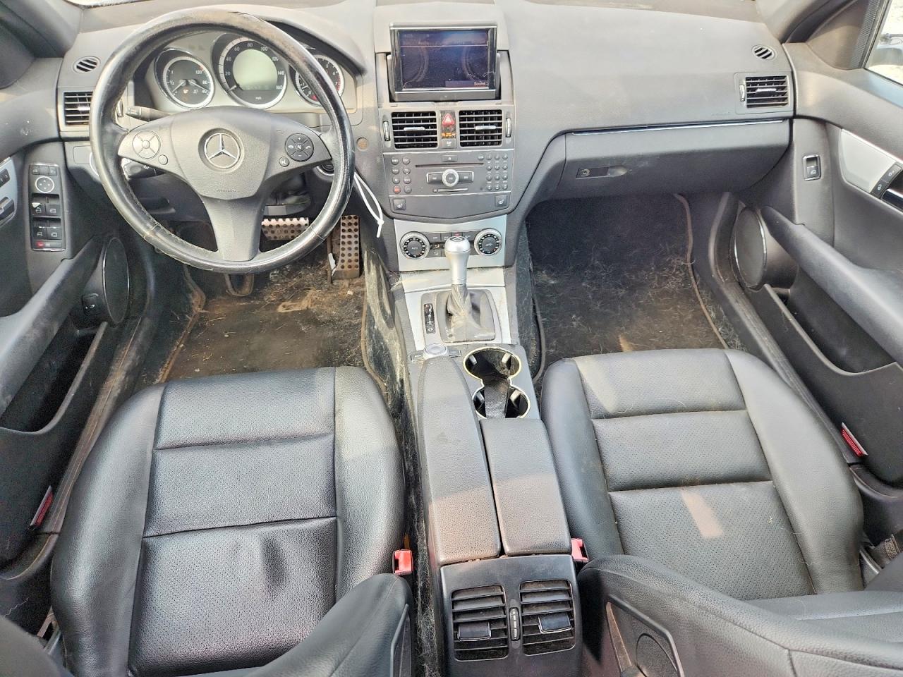 2009 Mercedes-benz C 300 Silver vin: WDDGF54X29R083527