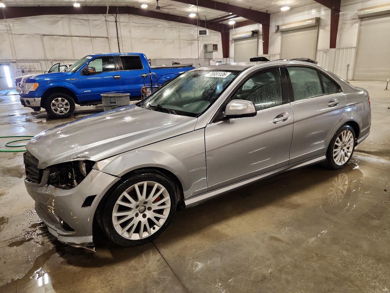 2008 Mercedes-benz C 300 Серебряный vin: WDDGF54X38F020226
