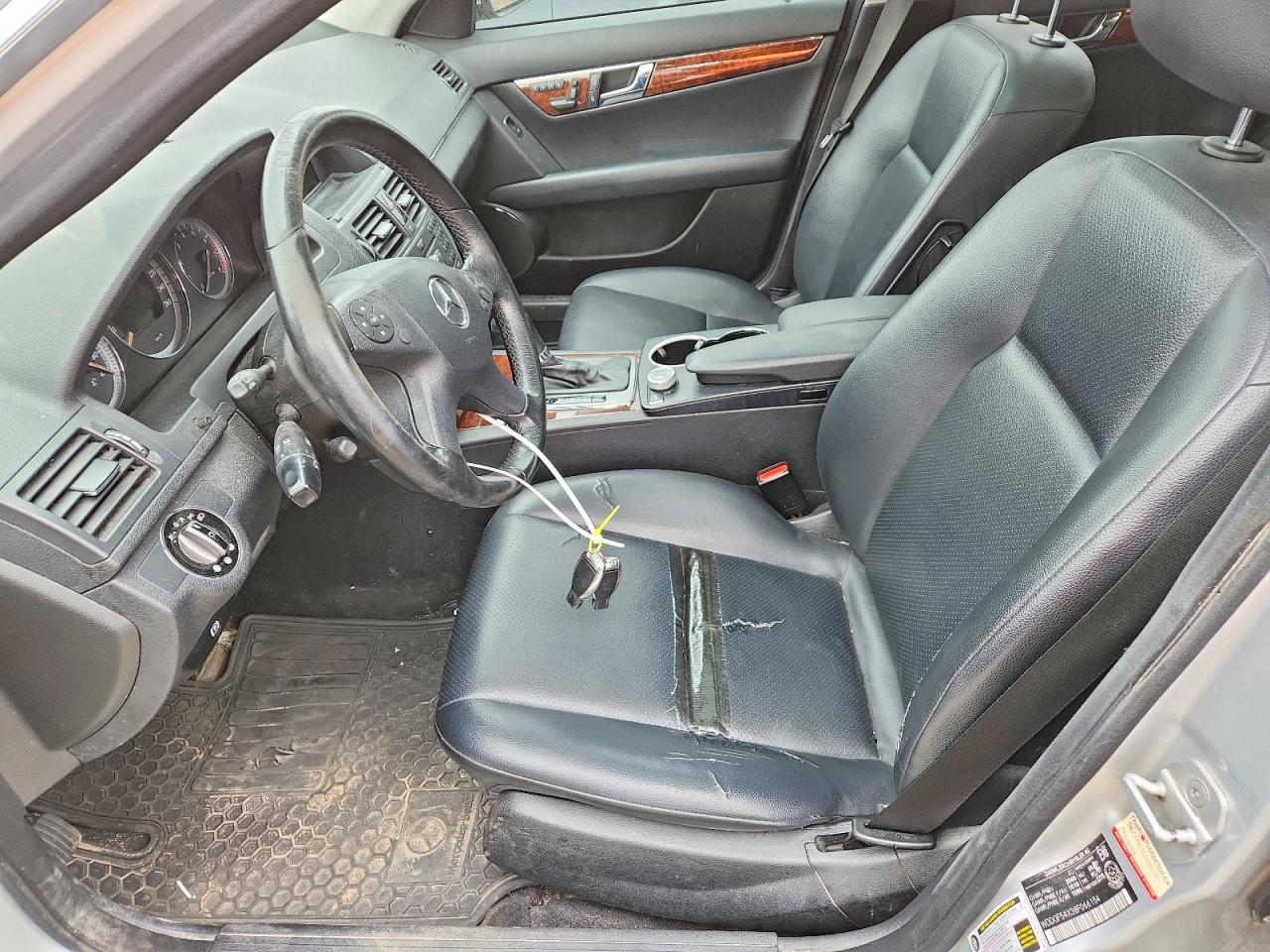 2008 Mercedes-benz C 300 Silver vin: WDDGF54X38F066154