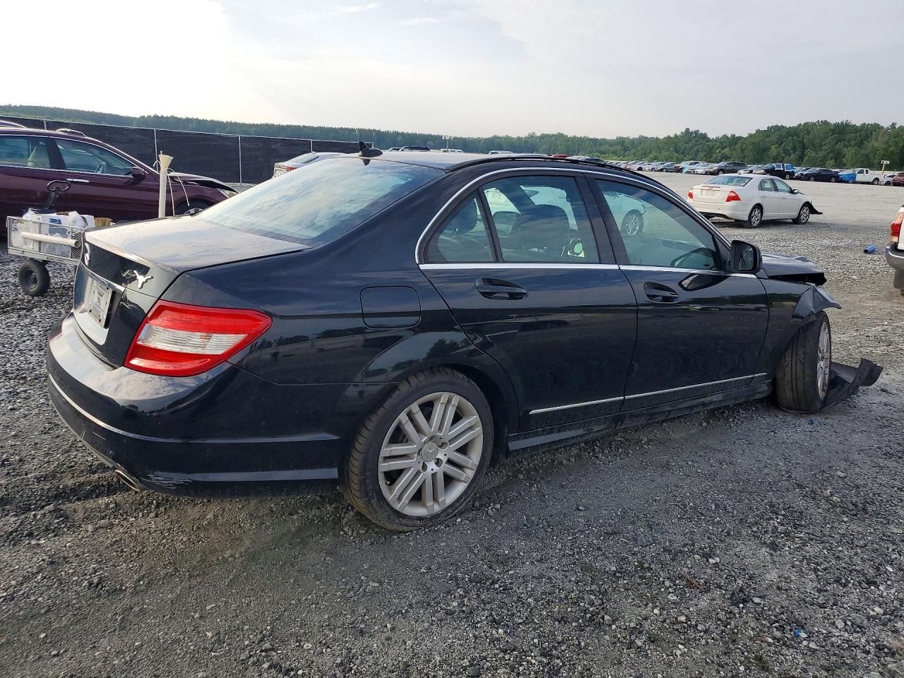 2008 Mercedes-benz C 300 Black vin: WDDGF54X38F075047