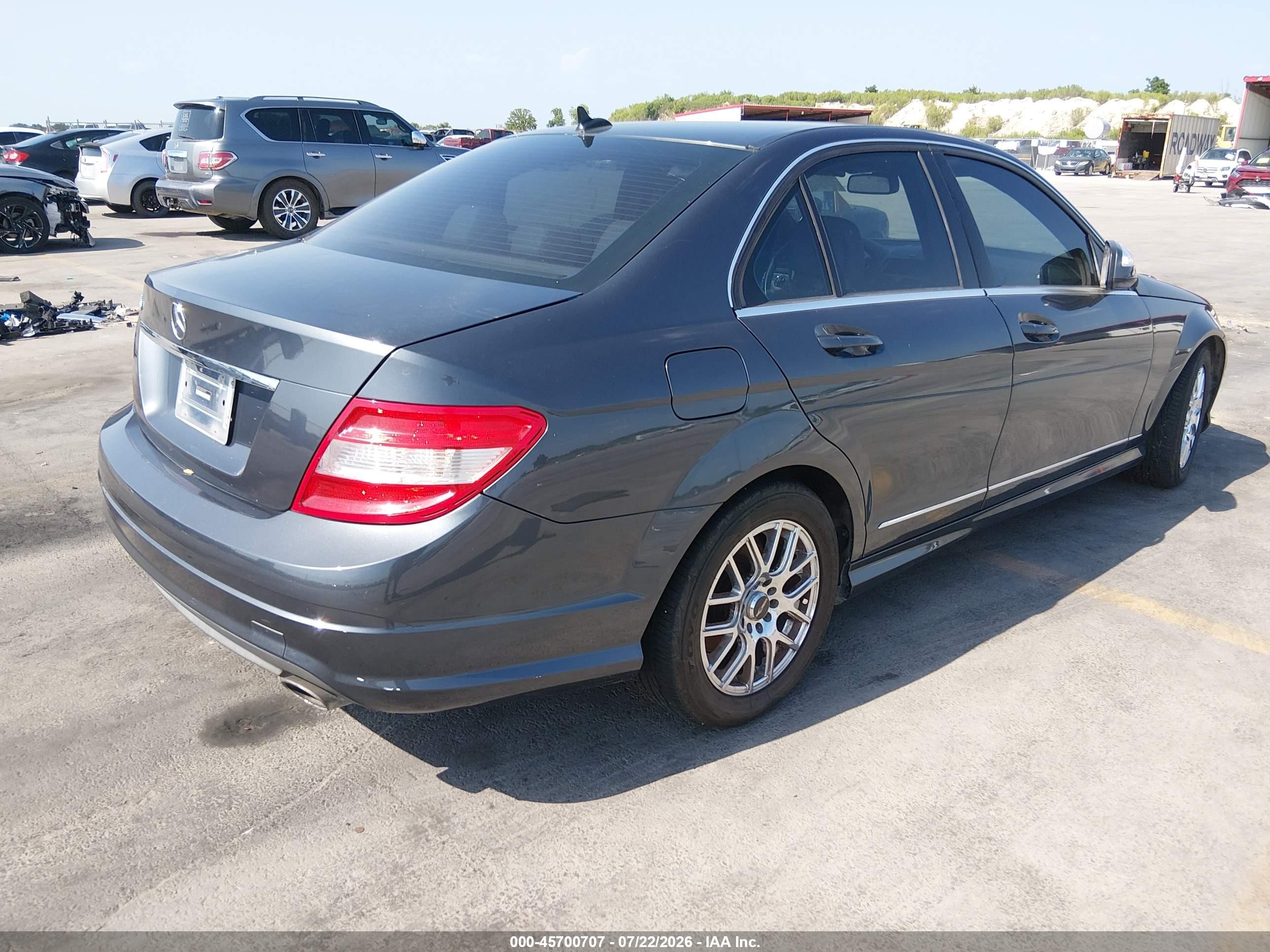 2008 Mercedes-benz C 300 Luxury/sport Gray vin: WDDGF54X38F137577