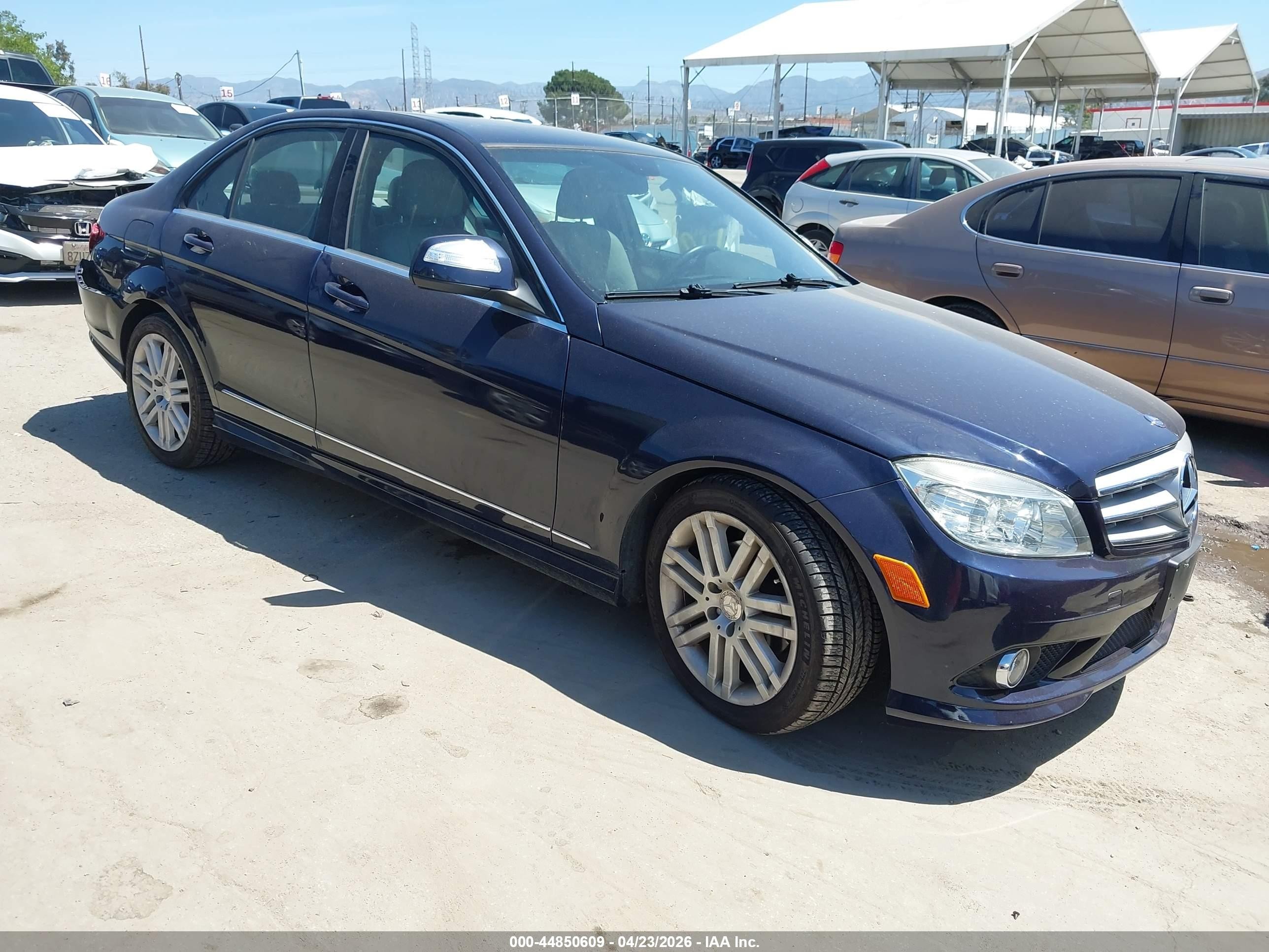 2008 Mercedes-benz C 300 Luxury/sport Dark Blue vin: WDDGF54X38R017583