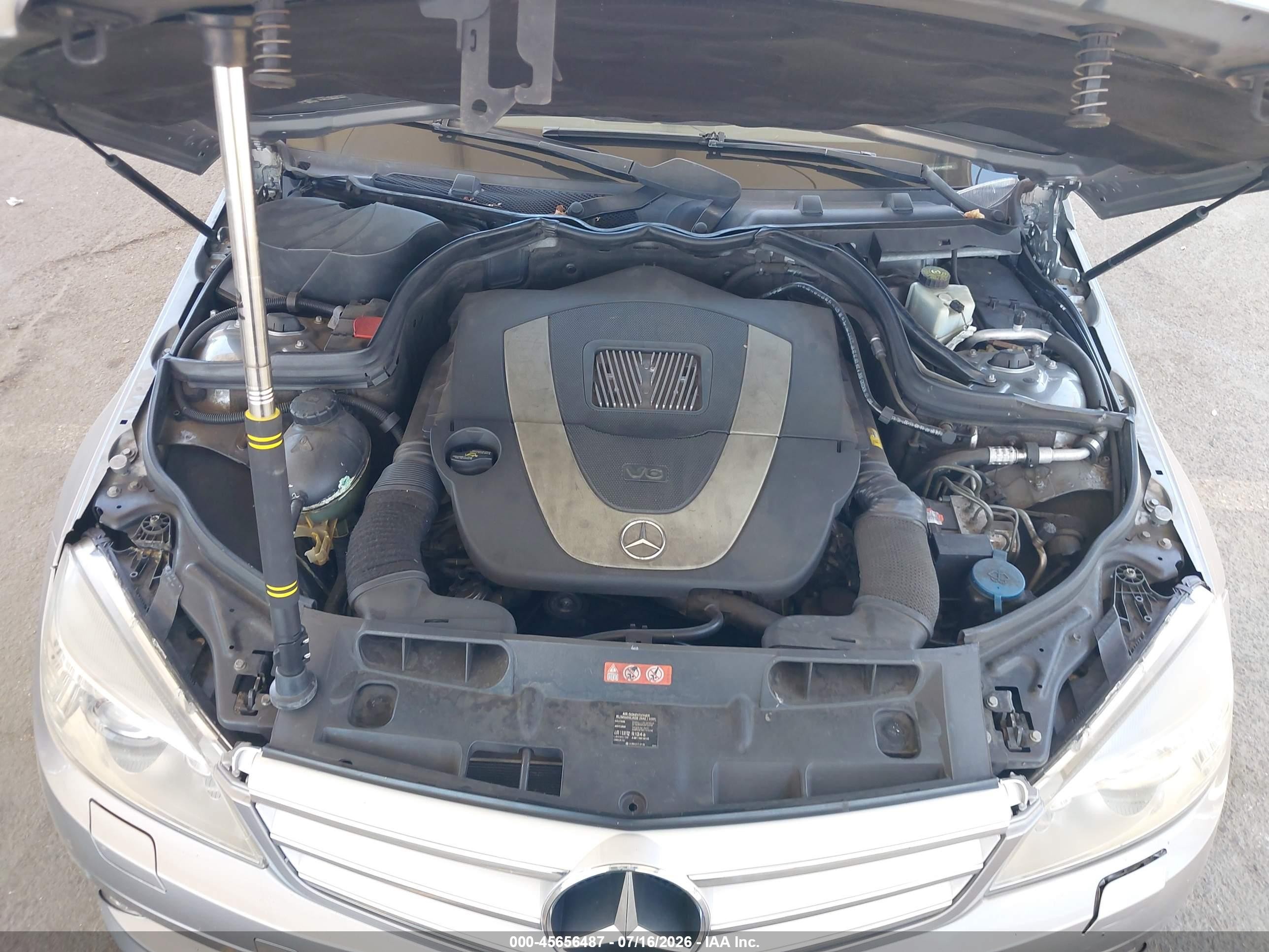 2008 Mercedes-benz C 300 Luxury/sport Gray vin: WDDGF54X38R017700