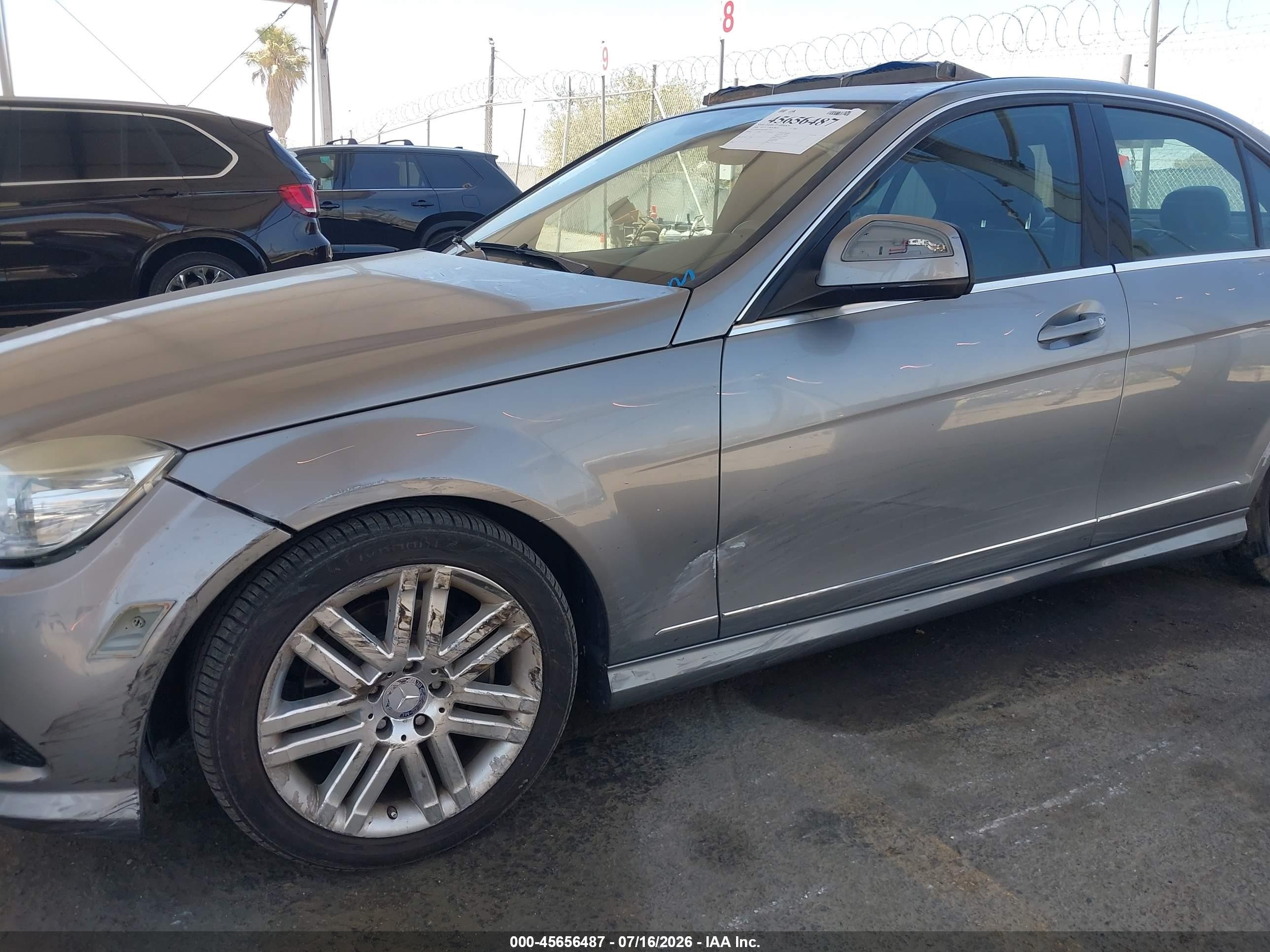 2008 Mercedes-benz C 300 Luxury/sport Gray vin: WDDGF54X38R017700