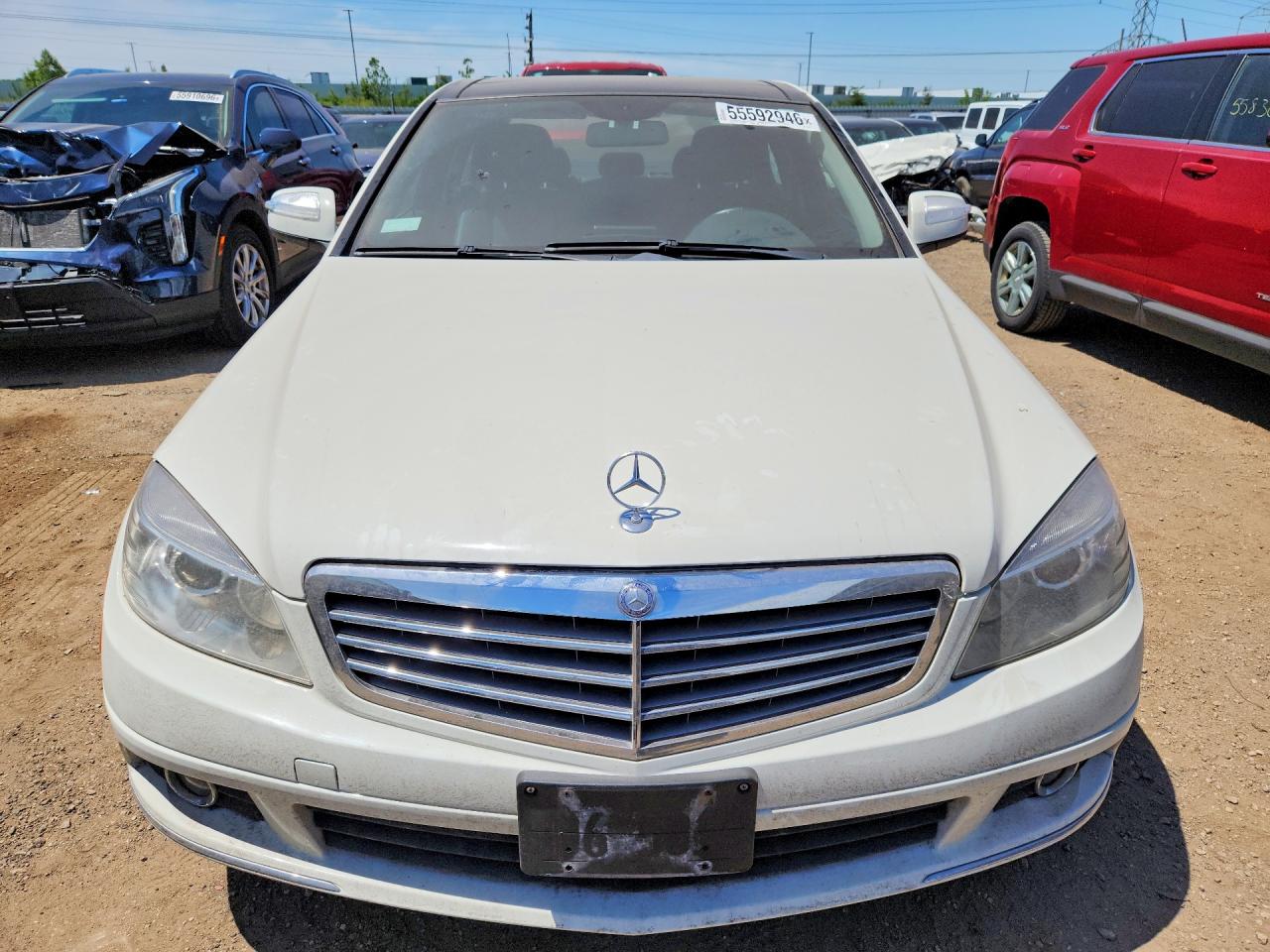 2008 Mercedes-benz C 300 White vin: WDDGF54X38R039471