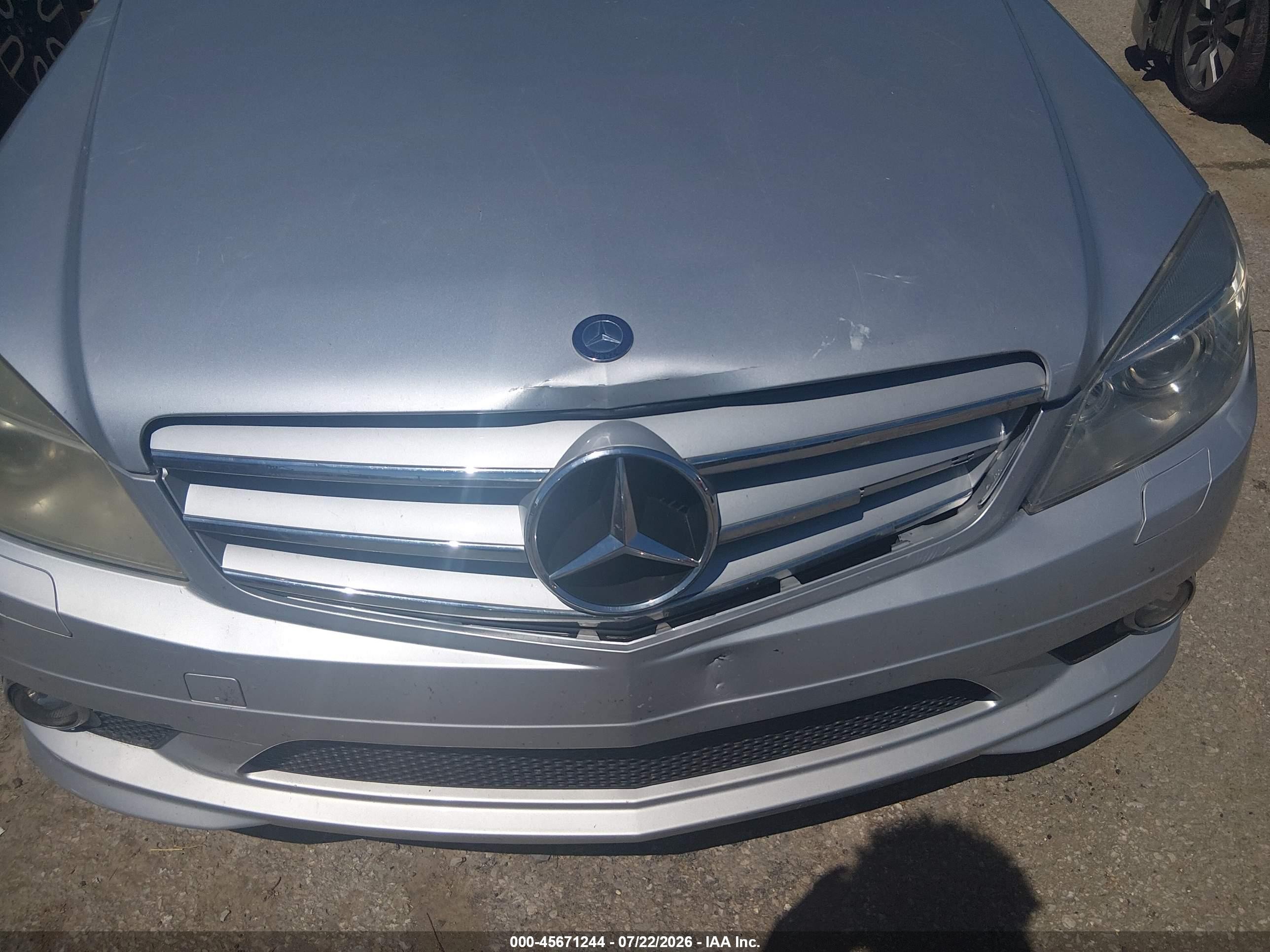 2008 Mercedes-benz C 300 Luxury/sport Silver vin: WDDGF54X48F050285
