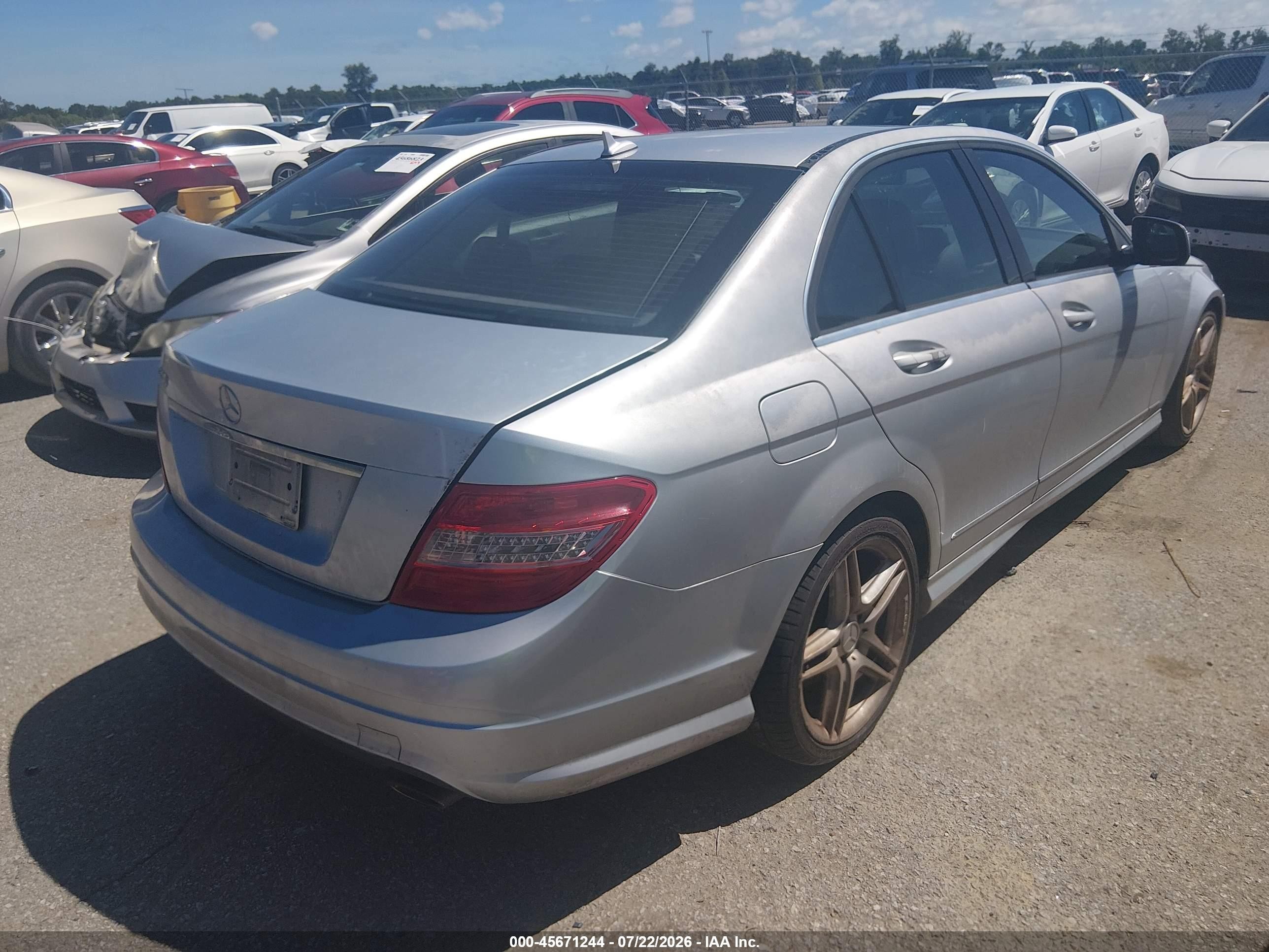 2008 Mercedes-benz C 300 Luxury/sport Silver vin: WDDGF54X48F050285