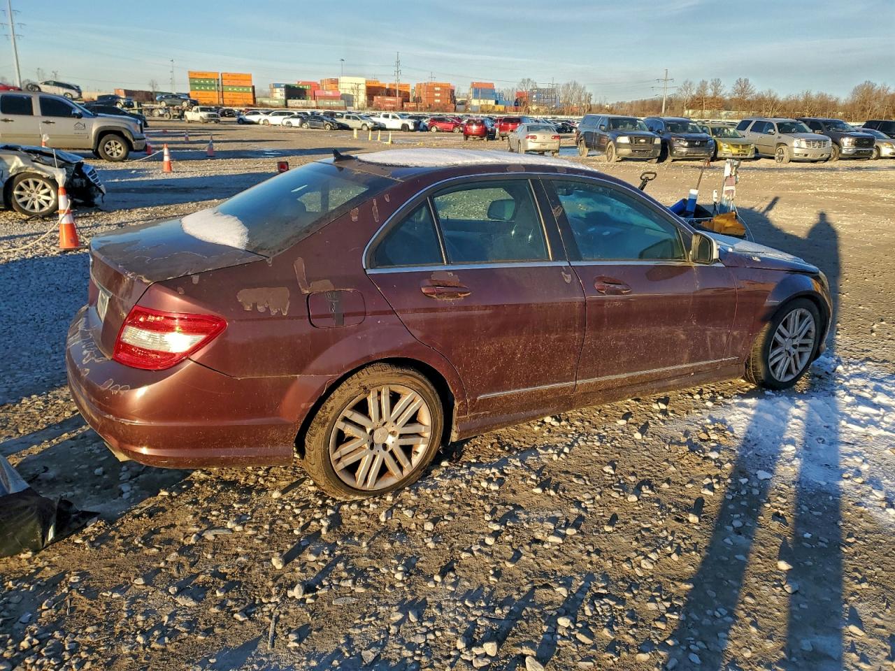 2008 Mercedes-benz C 300 Maroon vin: WDDGF54X48F053879