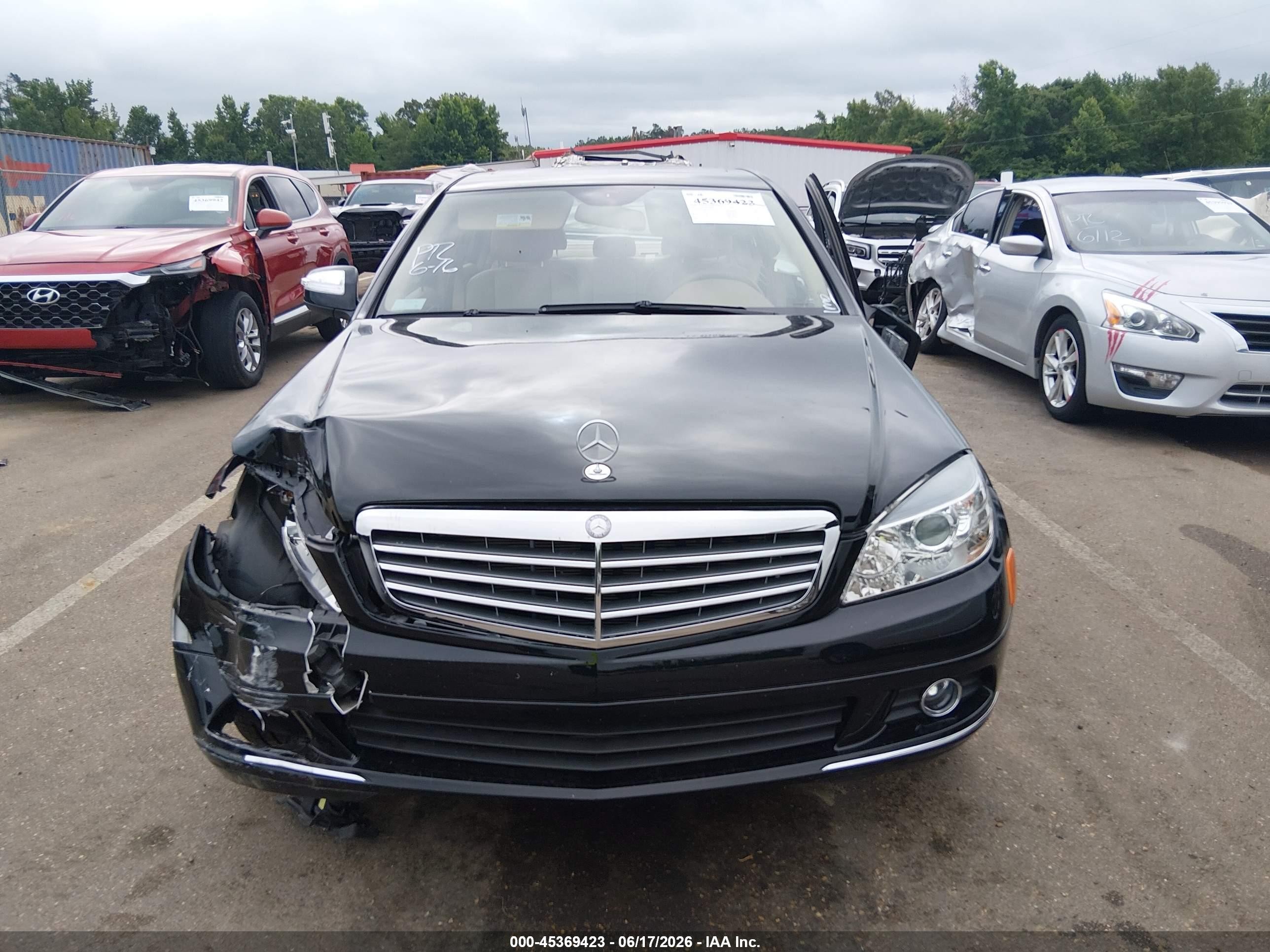 2008 Mercedes-benz C 300 Luxury/sport Black vin: WDDGF54X48F085182