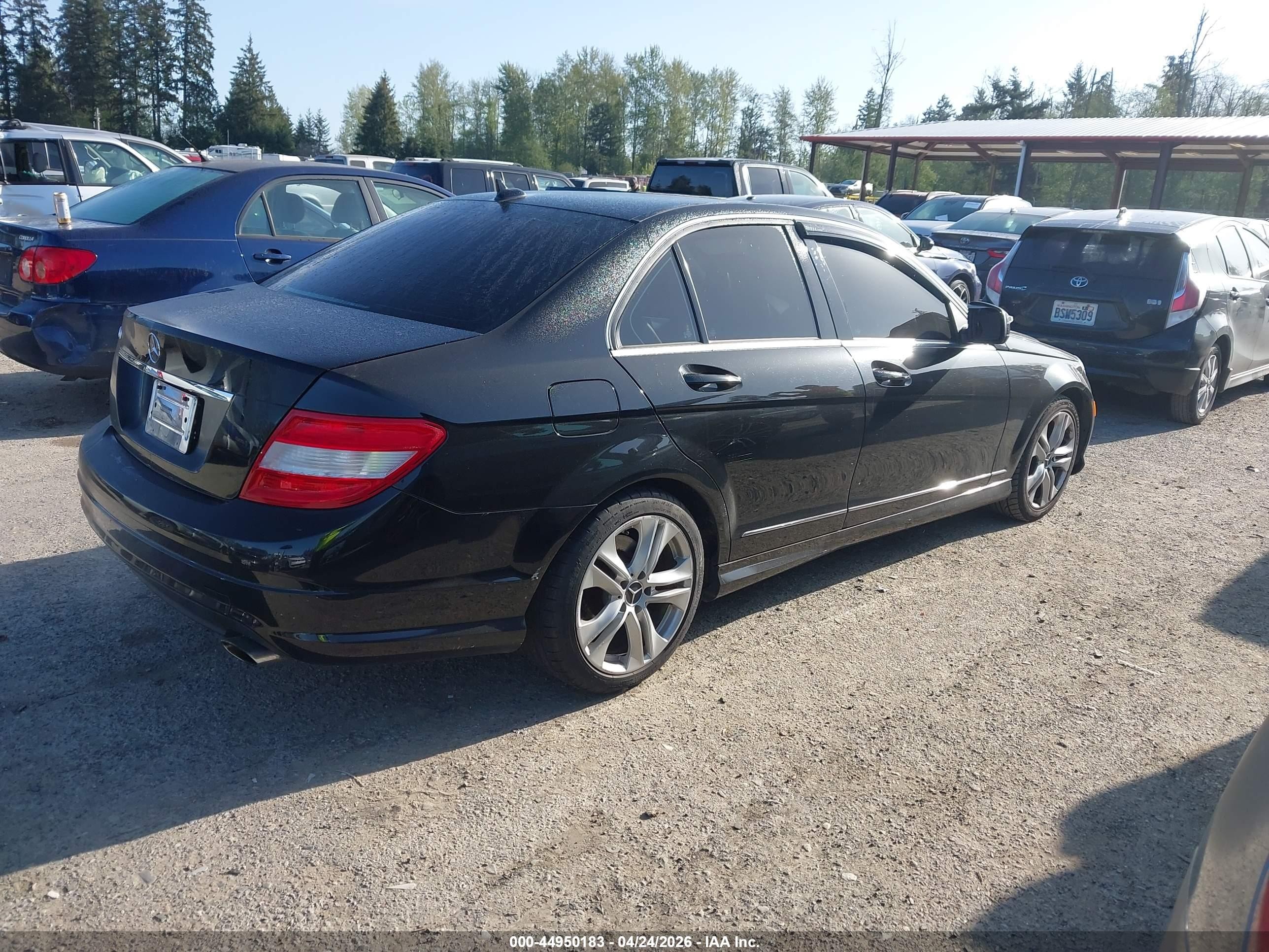 2008 Mercedes-benz C 300 Luxury/sport Черный vin: WDDGF54X48R037065