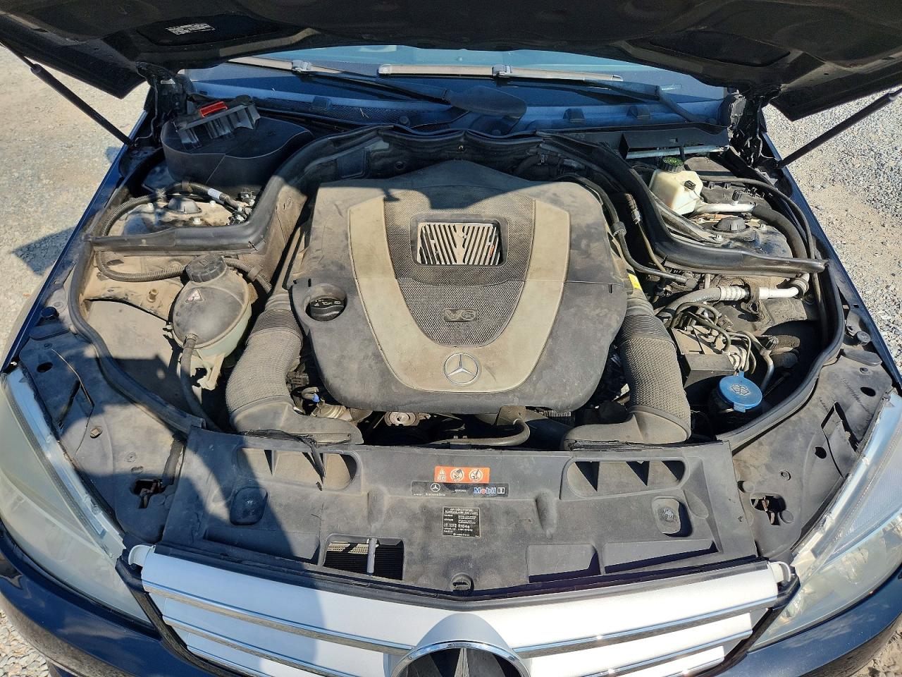 2008 Mercedes-benz C 300 Black vin: WDDGF54X48R038524