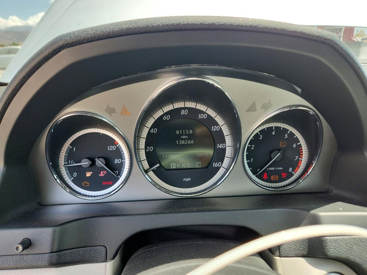 2009 Mercedes-benz C 300 Silver vin: WDDGF54X49R059830