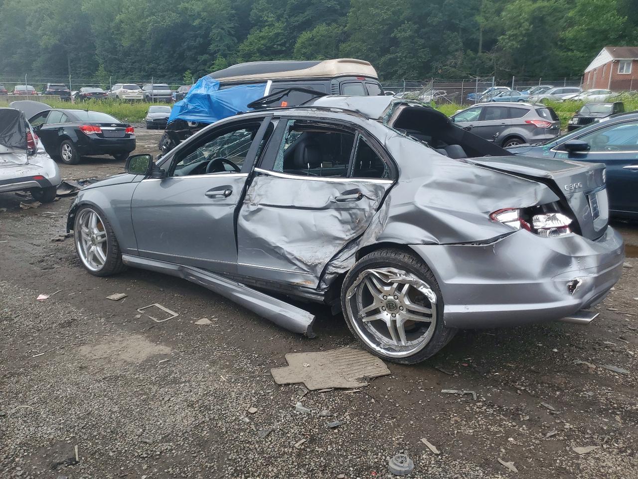 2009 Mercedes-benz C 300 Gray vin: WDDGF54X49R073579