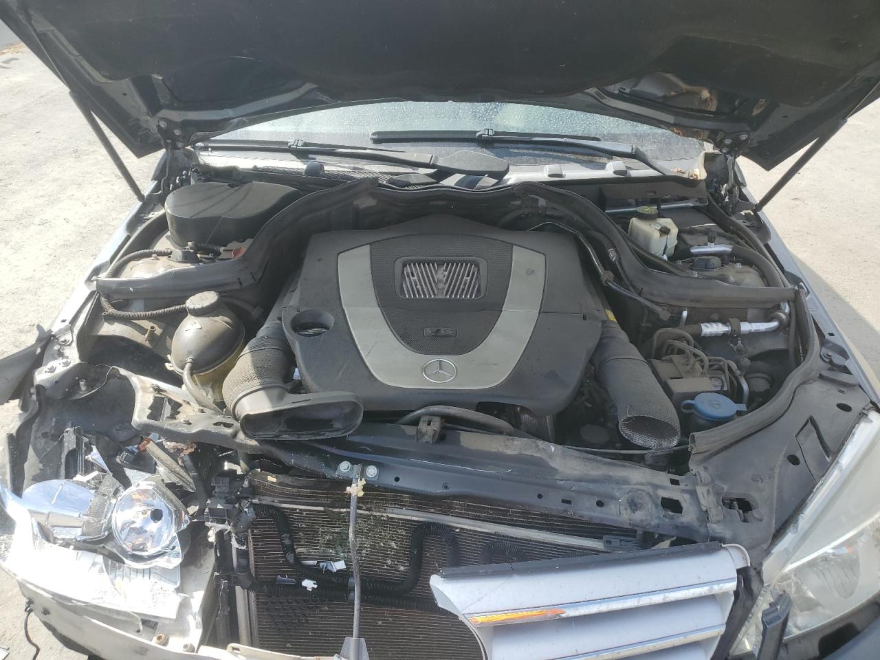 2008 Mercedes-benz C 300 Gray vin: WDDGF54X58F055995