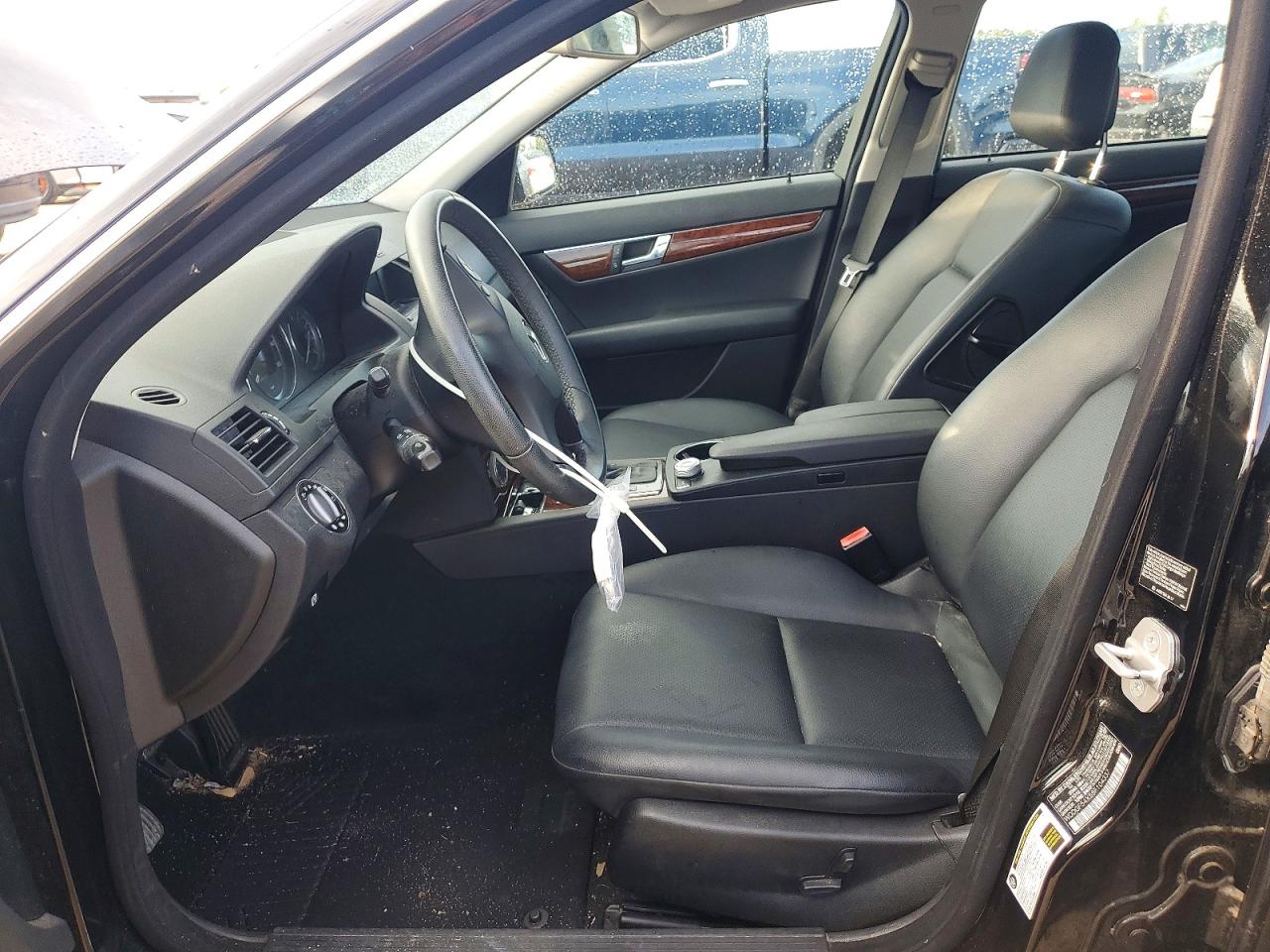 2008 Mercedes-benz C 300 Black vin: WDDGF54X58F104337