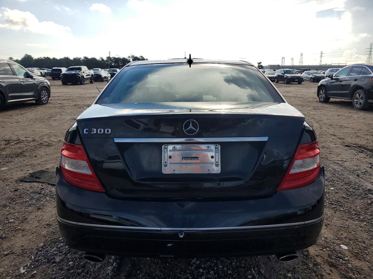 2008 Mercedes-benz C 300 Black vin: WDDGF54X58F104337