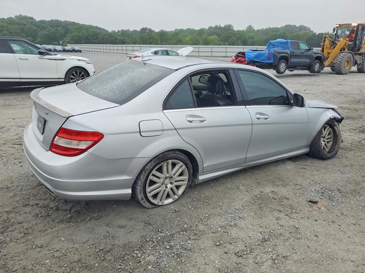 2008 Mercedes-benz C 300 Silver vin: WDDGF54X58F134597