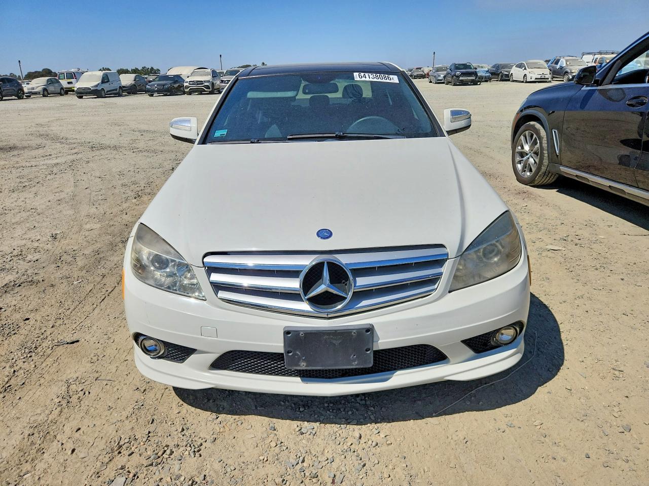 2008 Mercedes-benz C 300 White vin: WDDGF54X58R023837