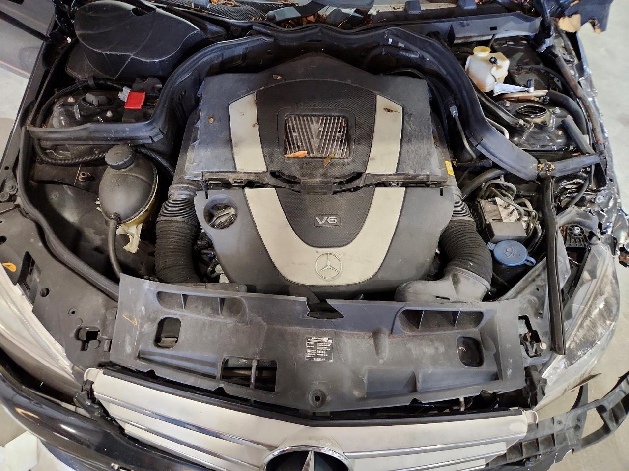2009 Mercedes-benz C 300 Black vin: WDDGF54X59R040977