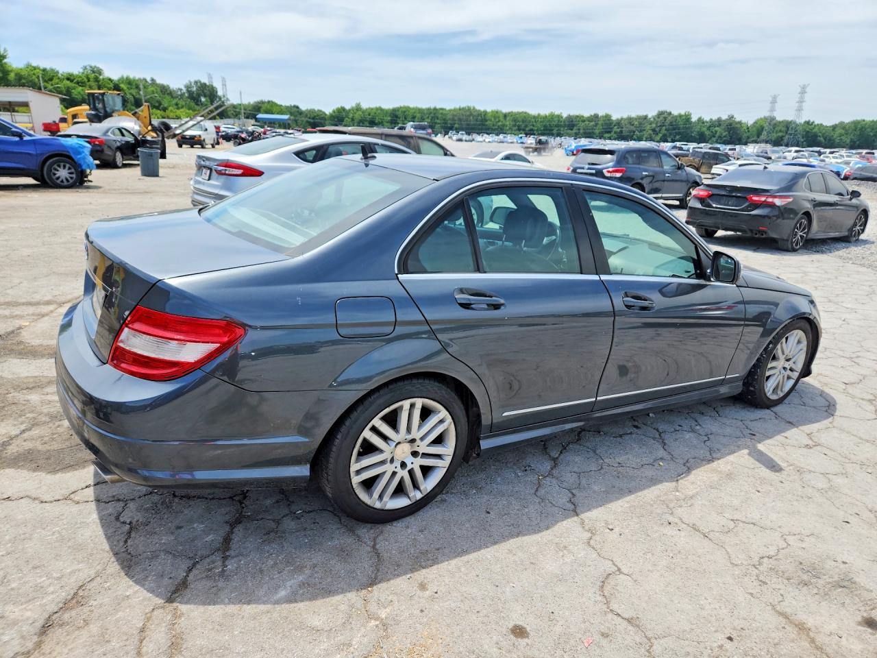 2009 Mercedes-benz C 300 Gray vin: WDDGF54X59R061151