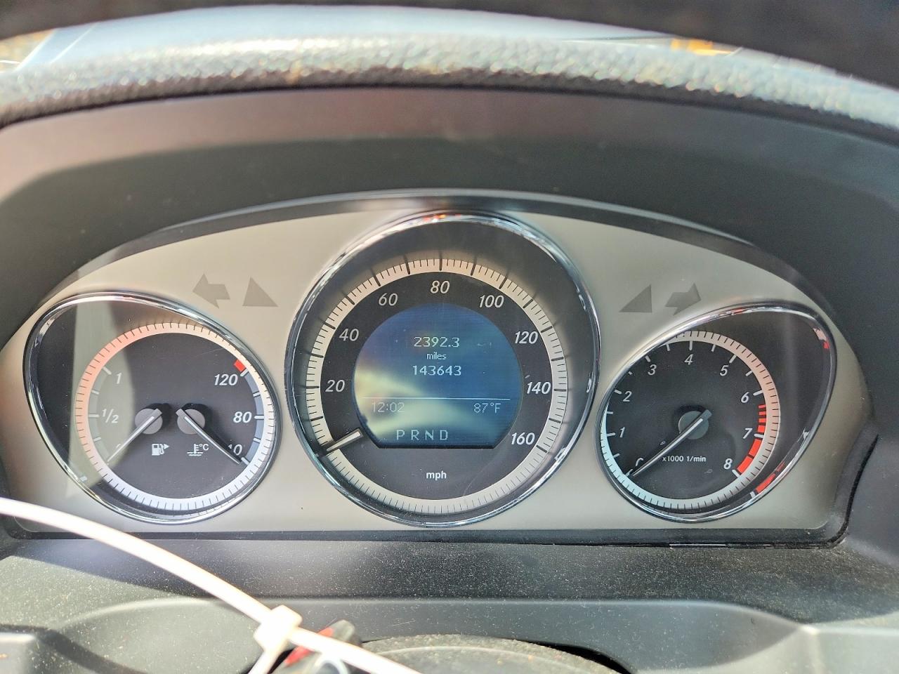 2009 Mercedes-benz C 300 Gray vin: WDDGF54X59R061151