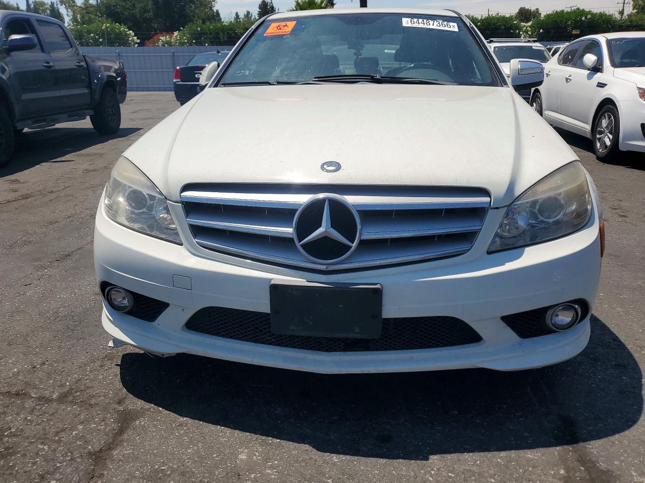 2009 Mercedes-benz C 300 White vin: WDDGF54X59R070562