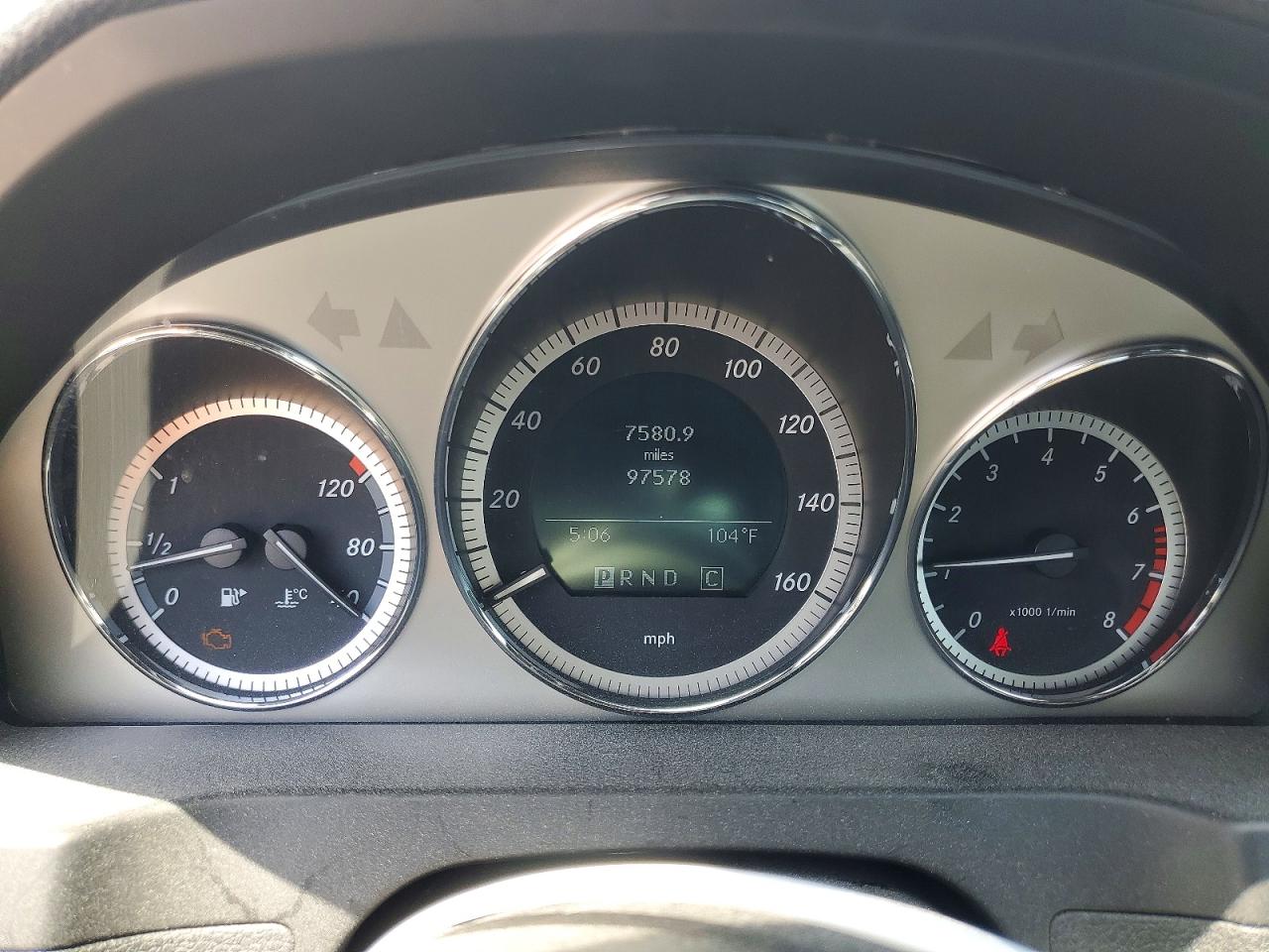 2009 Mercedes-benz C 300 Серый vin: WDDGF54X59R071520