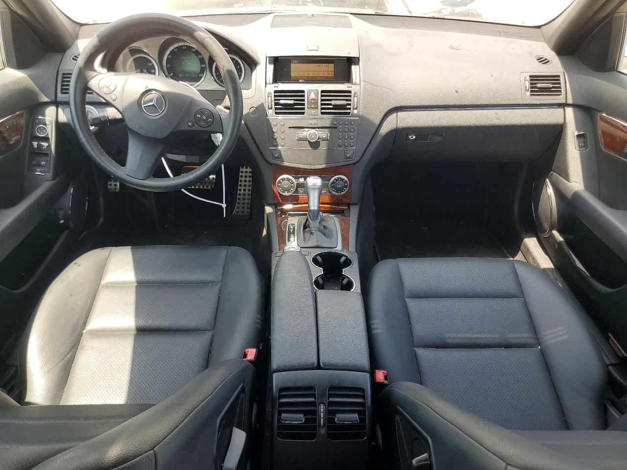2009 Mercedes-benz C 300 Серый vin: WDDGF54X59R071520