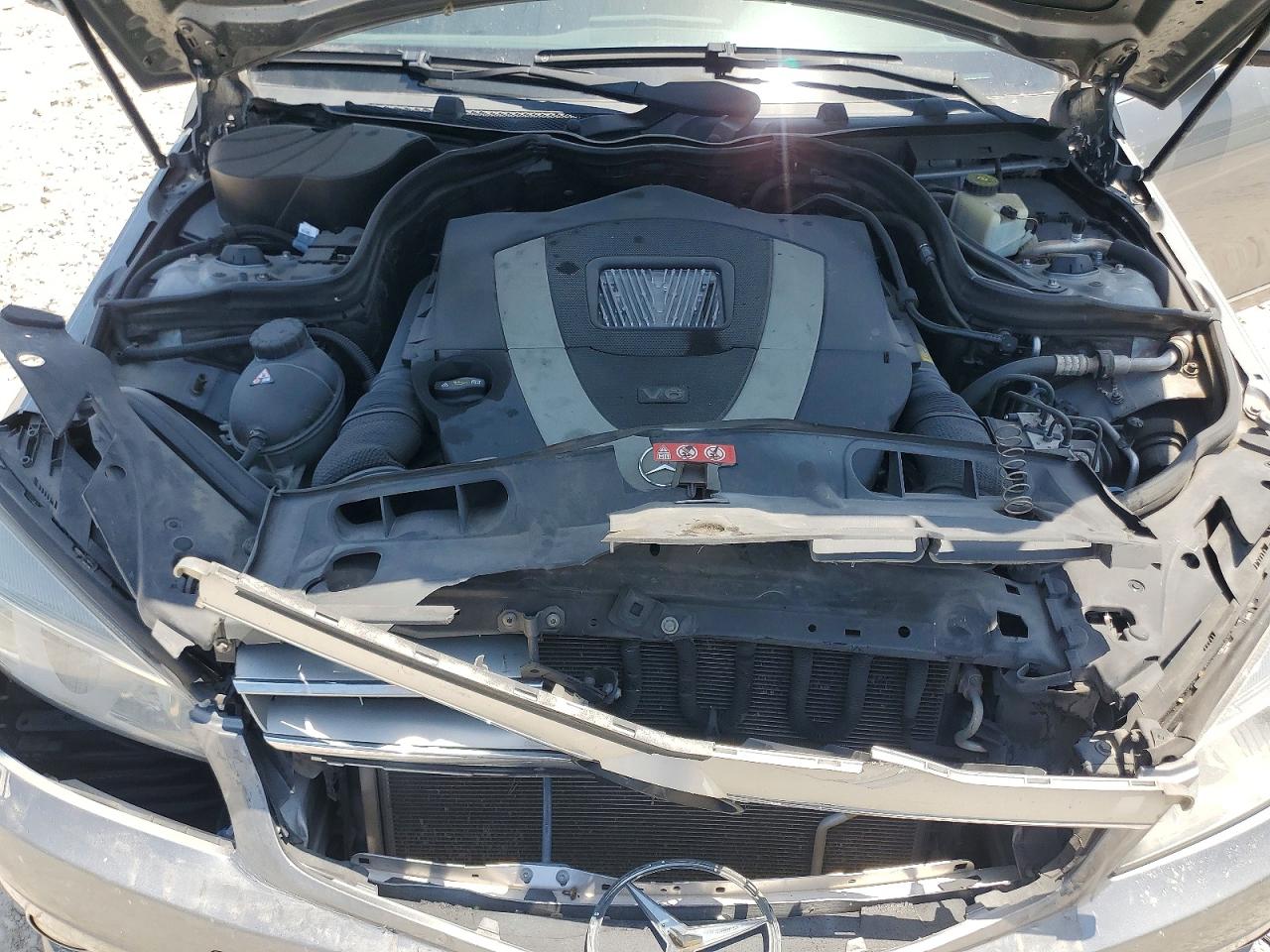 2009 Mercedes-benz C 300 Серый vin: WDDGF54X59R071520