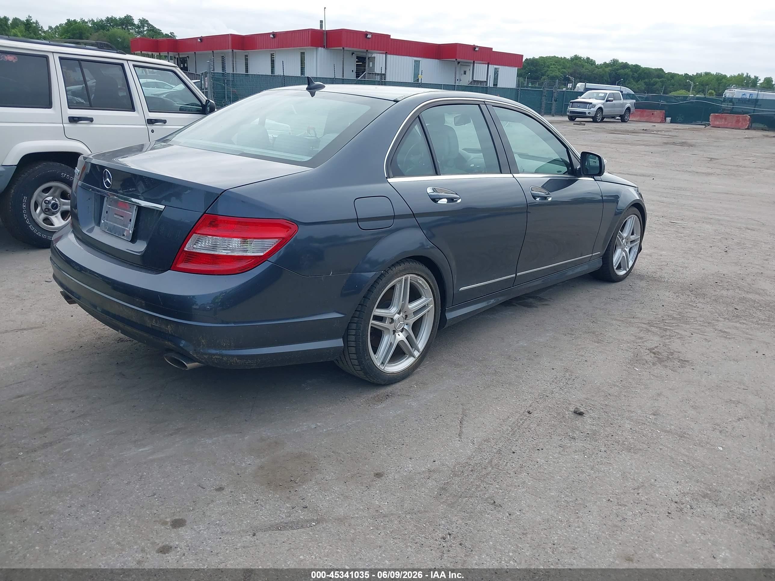 2009 Mercedes-benz C 300 Luxury/sport Gray vin: WDDGF54X59R080010
