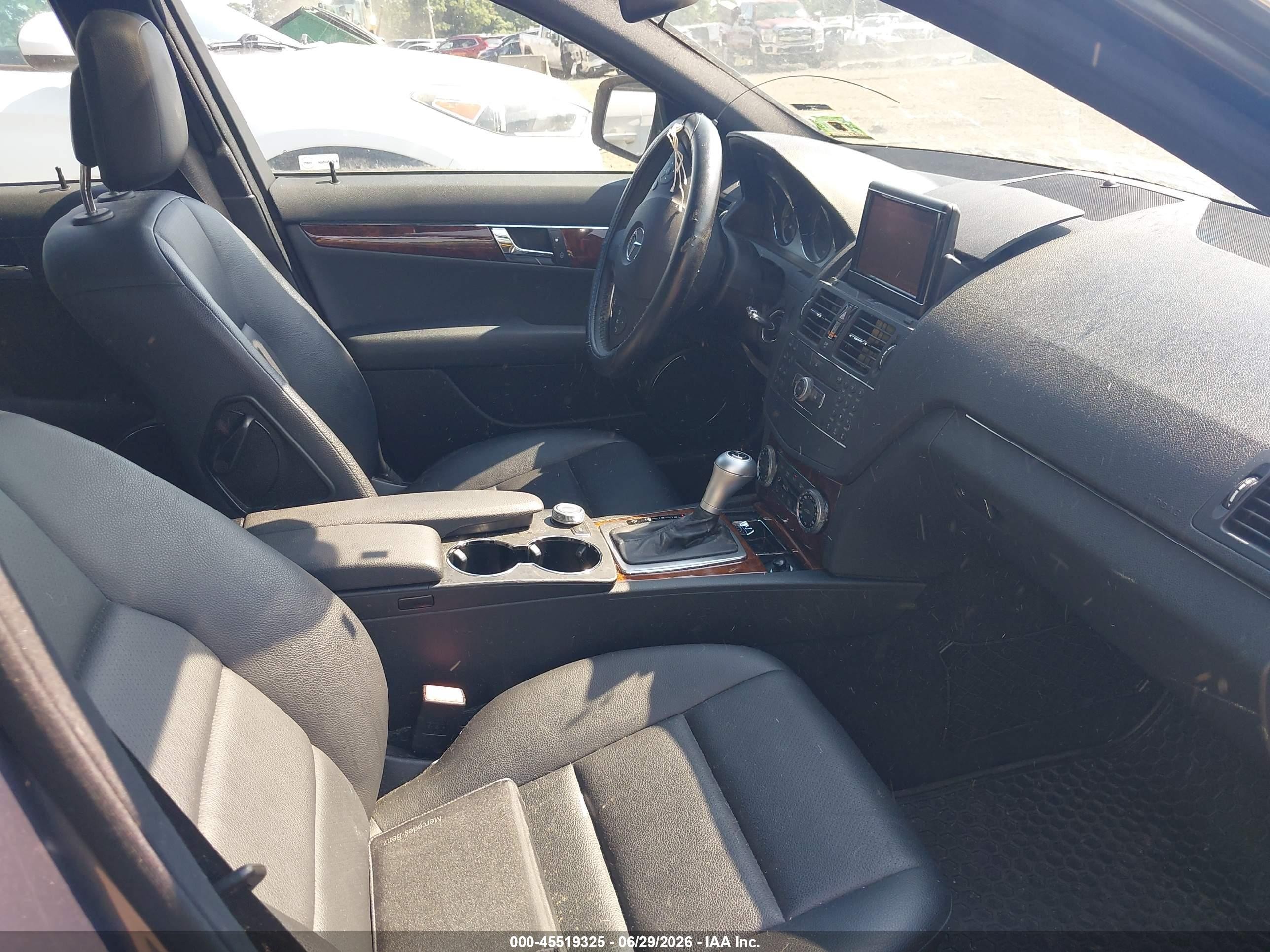2009 Mercedes-benz C 300 Luxury/sport Gray vin: WDDGF54X59R084316