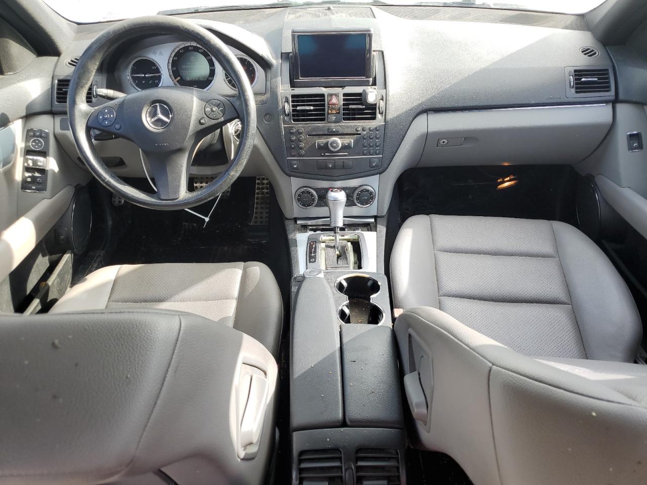 2008 Mercedes-benz C 300 Silver vin: WDDGF54X68F070294