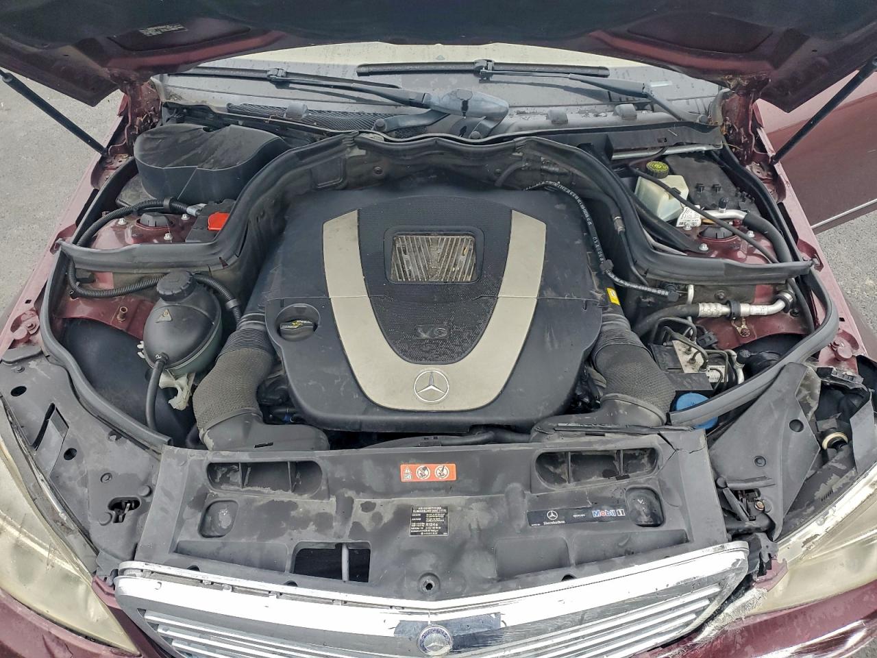 2008 Mercedes-benz C 300 Burgundy vin: WDDGF54X68F082672