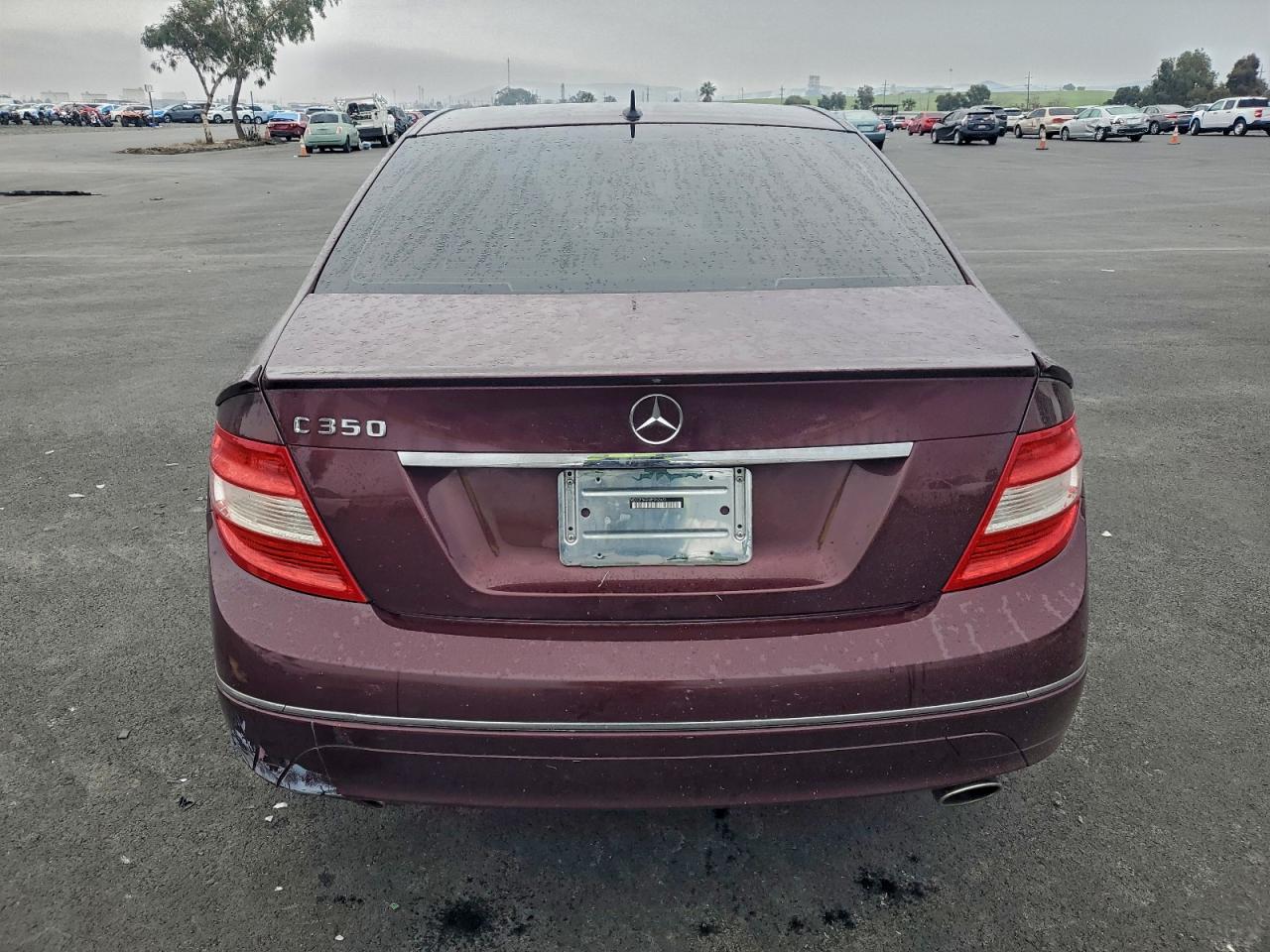 2008 Mercedes-benz C 300 Burgundy vin: WDDGF54X68F082672