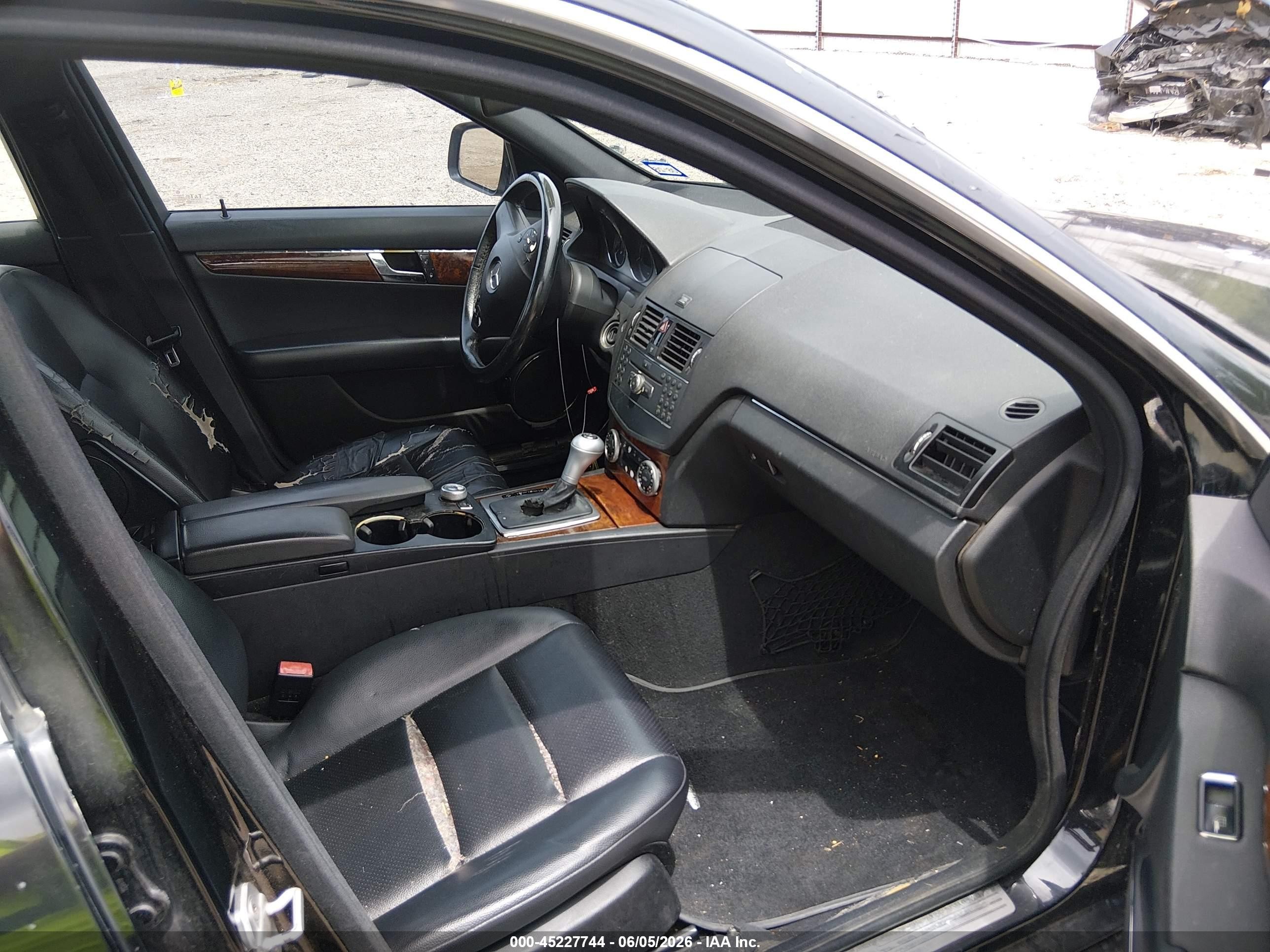 2009 Mercedes-benz C 300 Sport Black vin: WDDGF54X69F219613