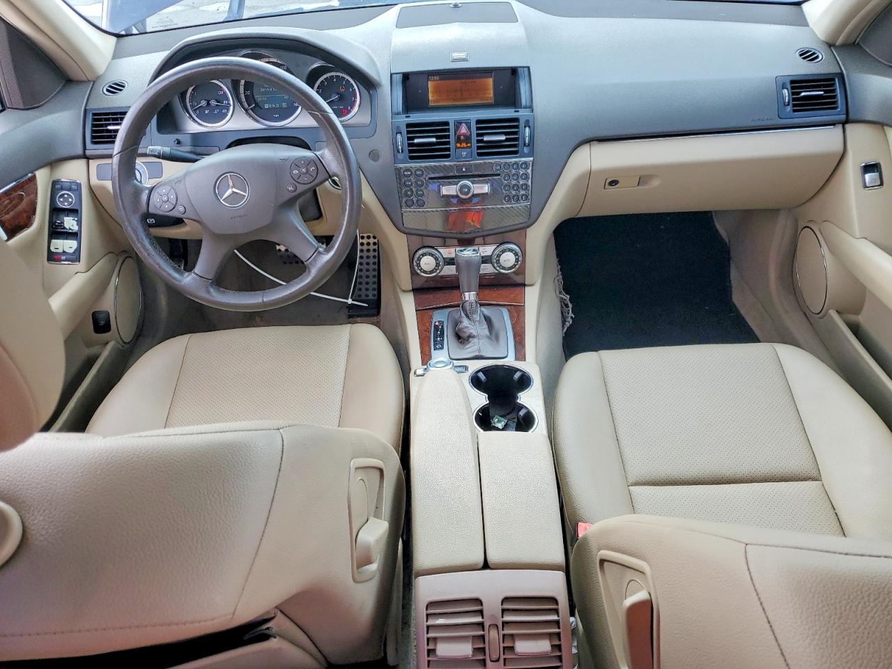 2009 Mercedes-benz C 300 Blue vin: WDDGF54X69F234869