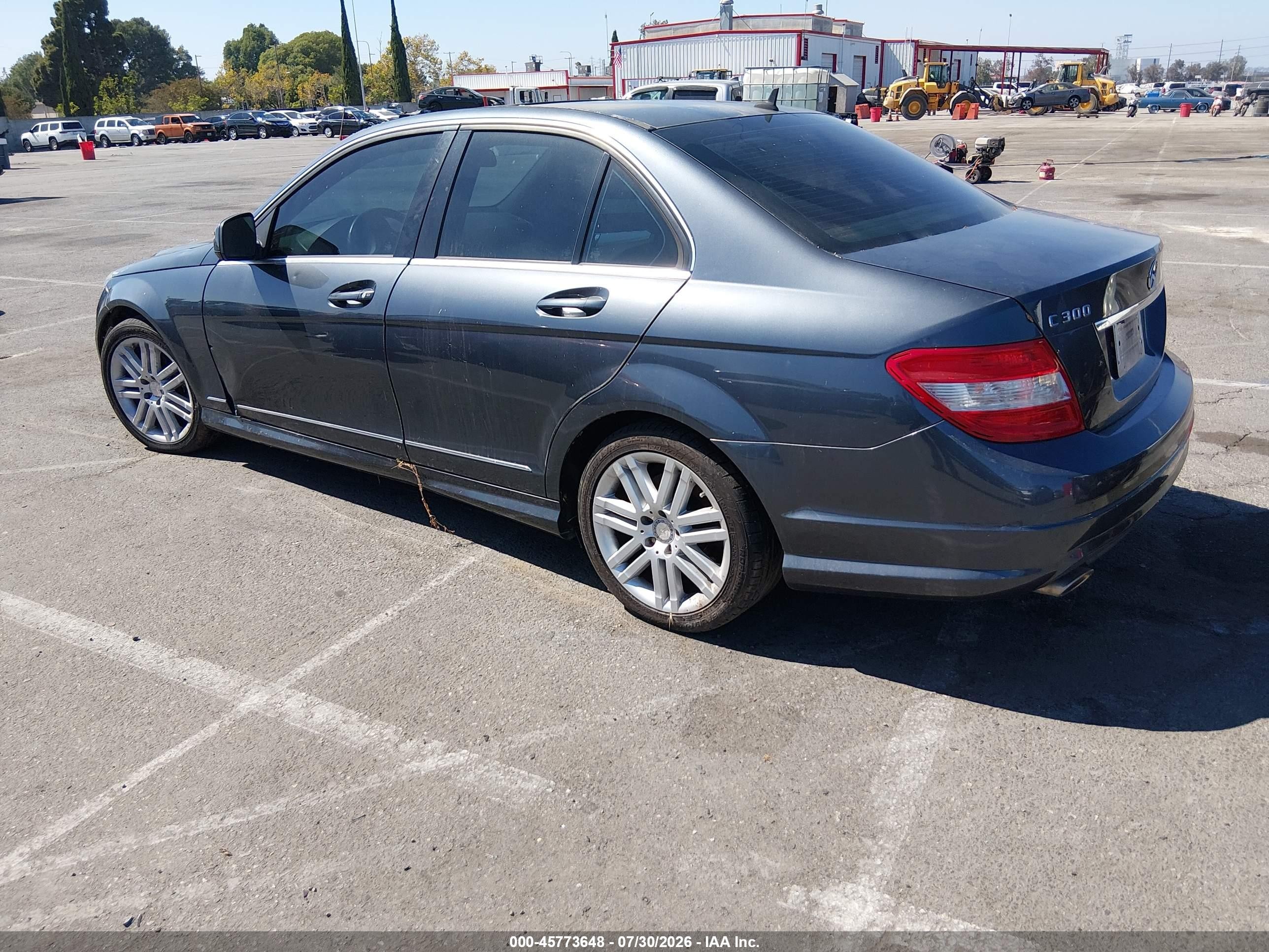 2009 Mercedes-benz C 300 Luxury/sport Gray vin: WDDGF54X69R060588