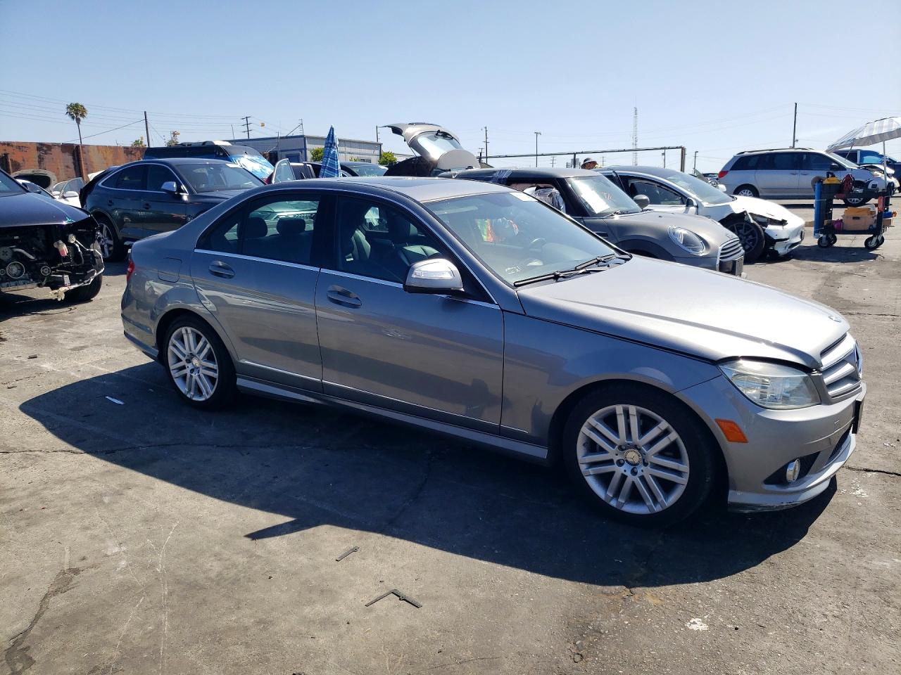 2009 Mercedes-benz C 300 Silver vin: WDDGF54X69R074992