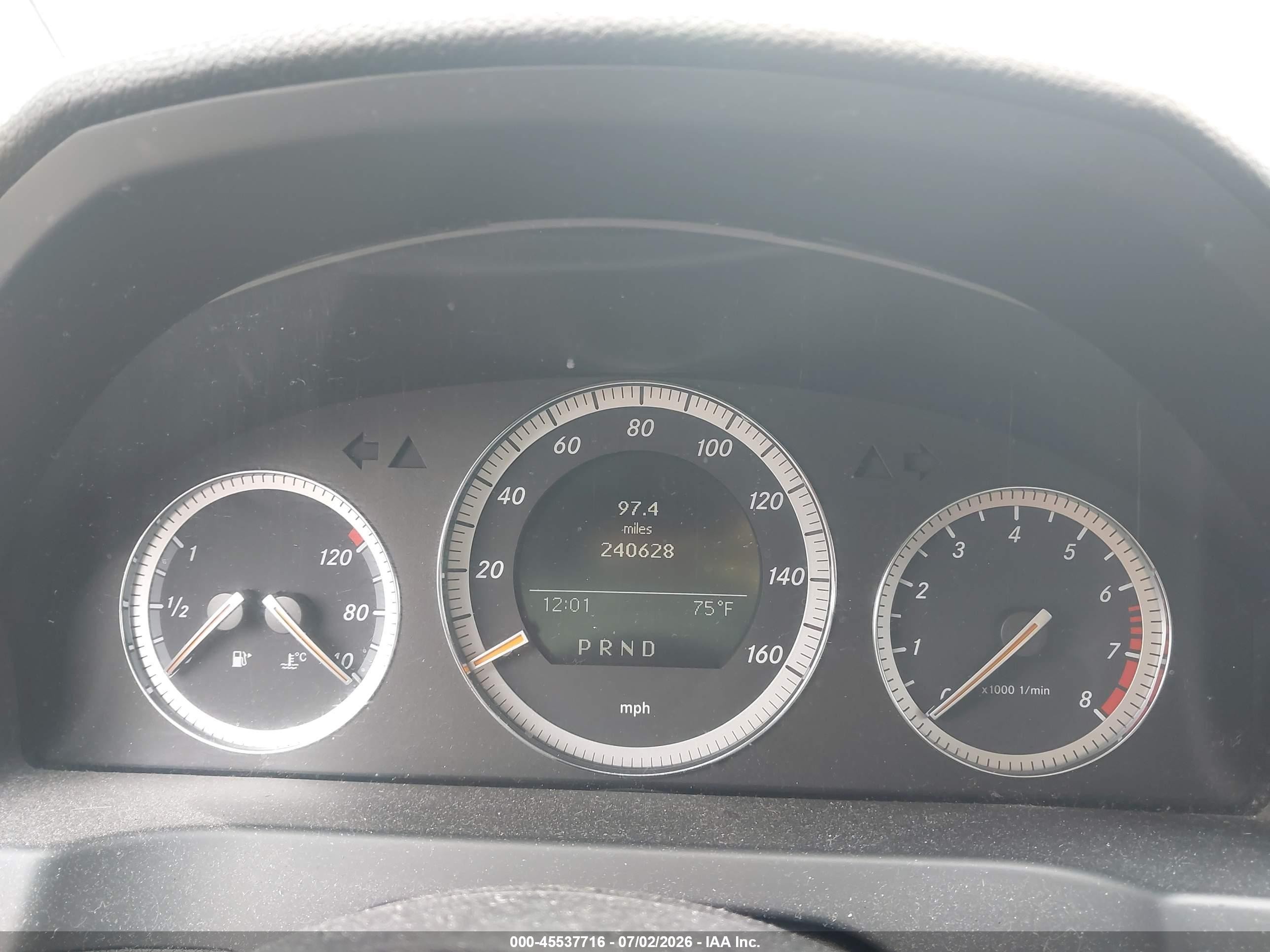 2008 Mercedes-benz C 300 Luxury/sport Silver vin: WDDGF54X78F080204