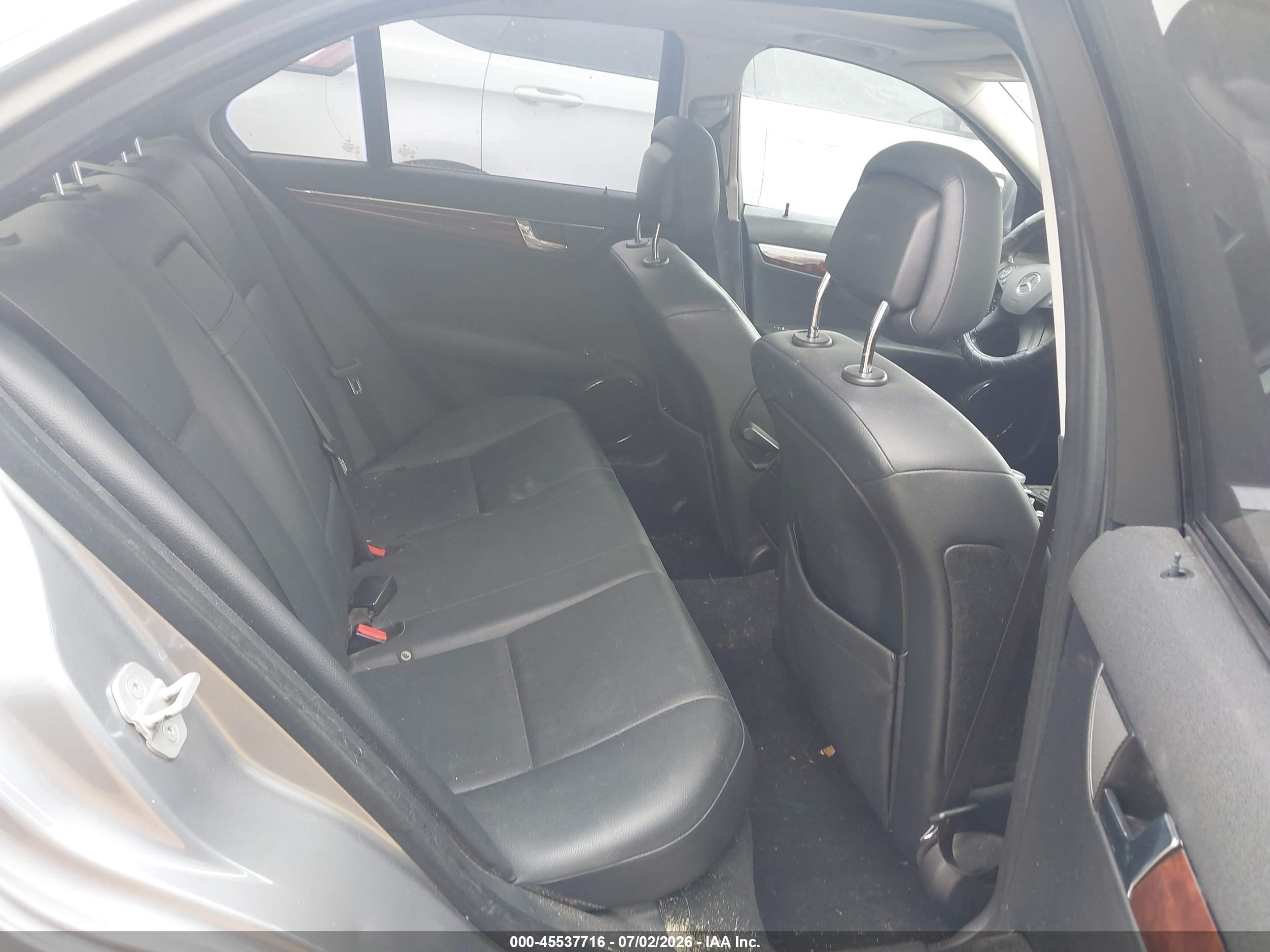 2008 Mercedes-benz C 300 Luxury/sport Silver vin: WDDGF54X78F080204