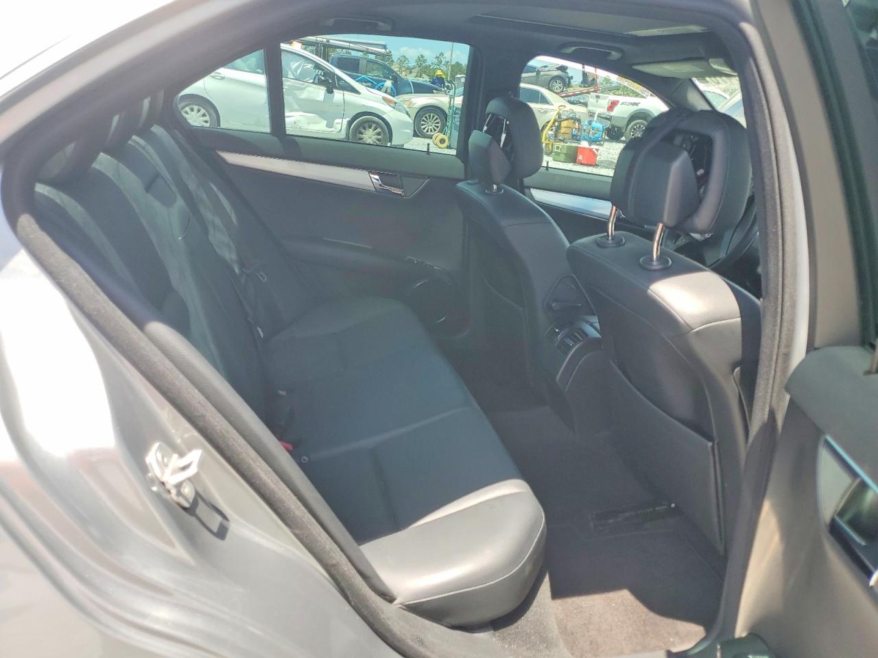 2008 Mercedes-benz C 300 Серый vin: WDDGF54X78F159629