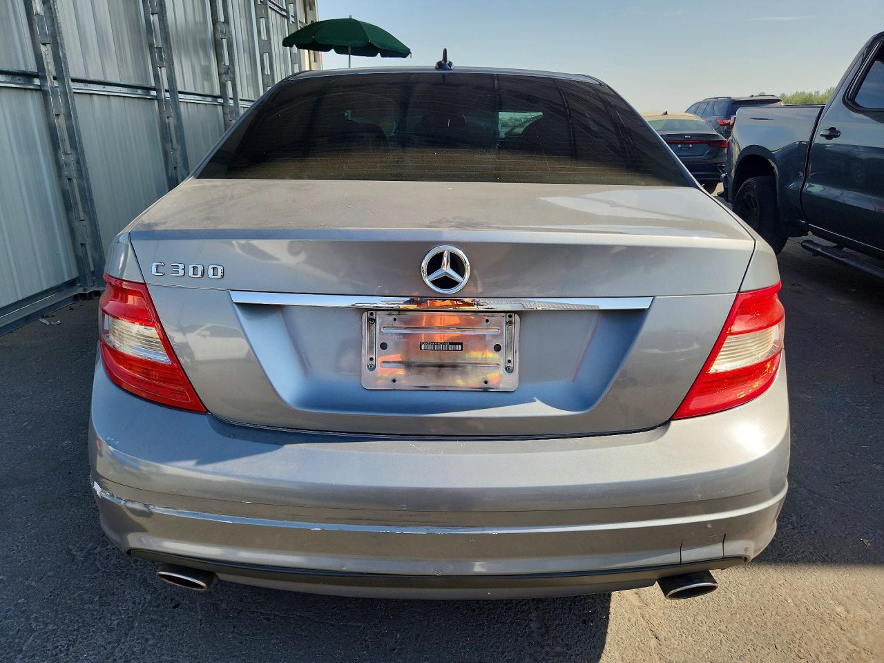 2008 Mercedes-benz C 300 Silver vin: WDDGF54X78R031468