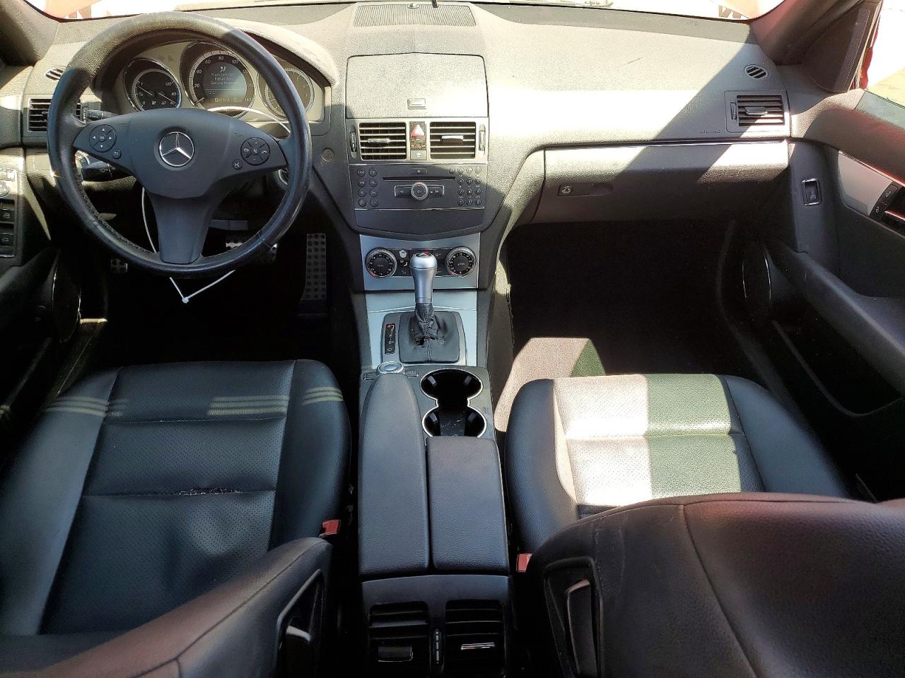 2009 Mercedes-benz C 300 Красный vin: WDDGF54X79R065105