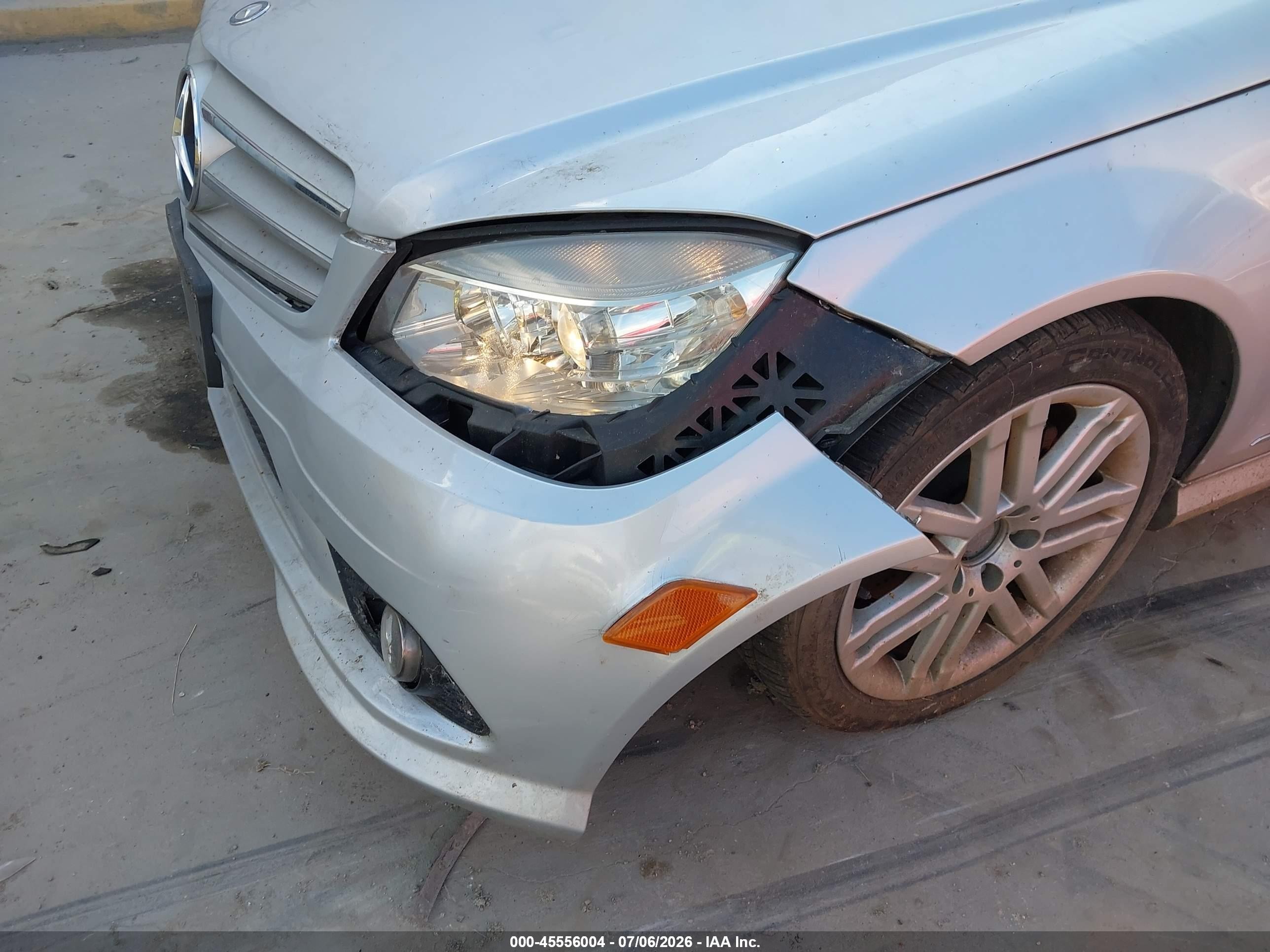2009 Mercedes-benz C 300 Sport Silver vin: WDDGF54X79R074970