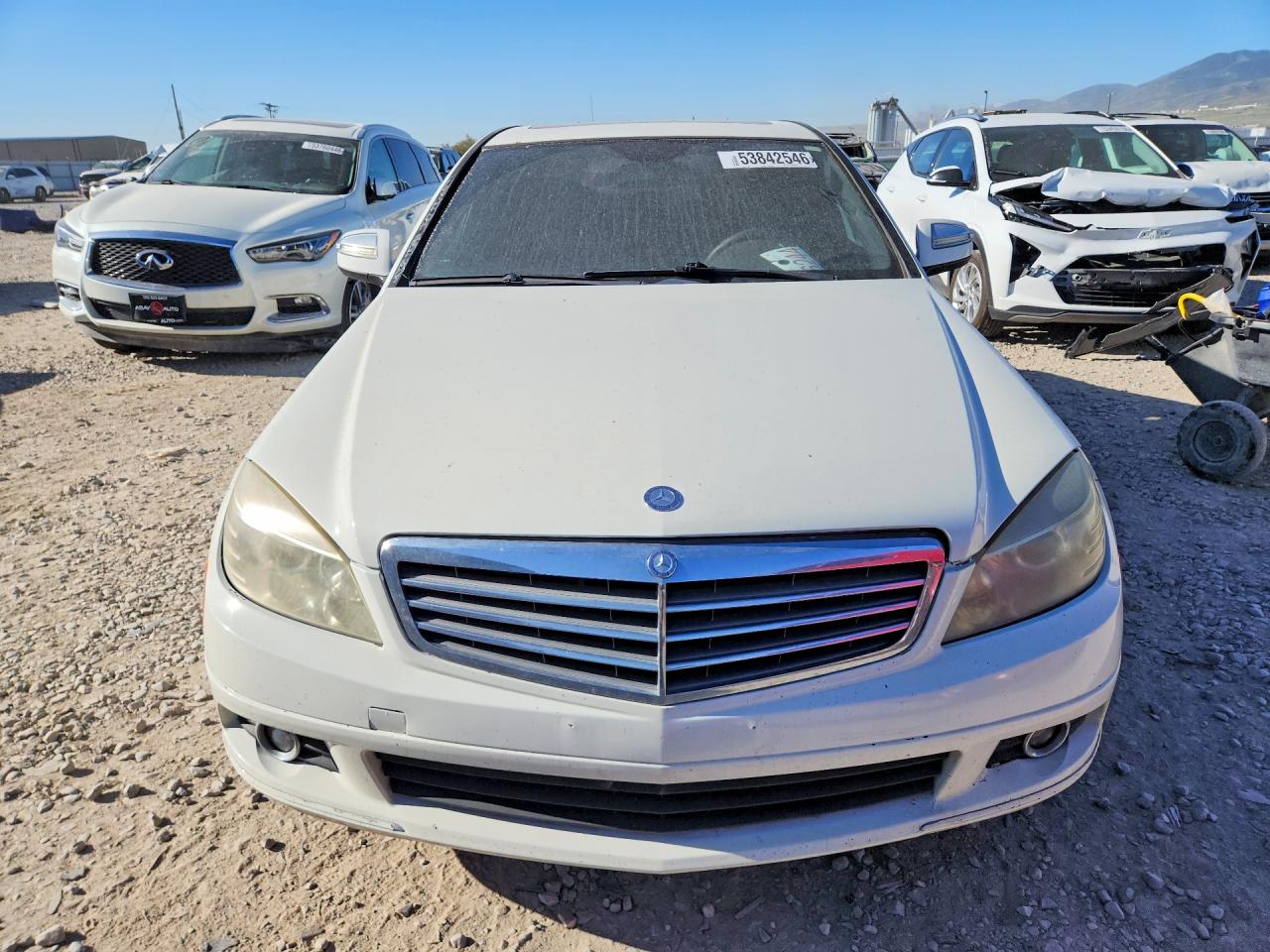 2008 Mercedes-benz C 300 Белый vin: WDDGF54X88F081913