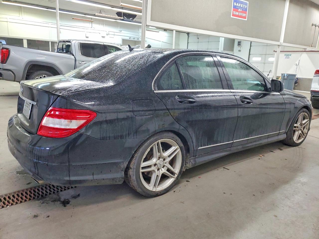 2008 Mercedes-benz C 300 Black vin: WDDGF54X88F083077