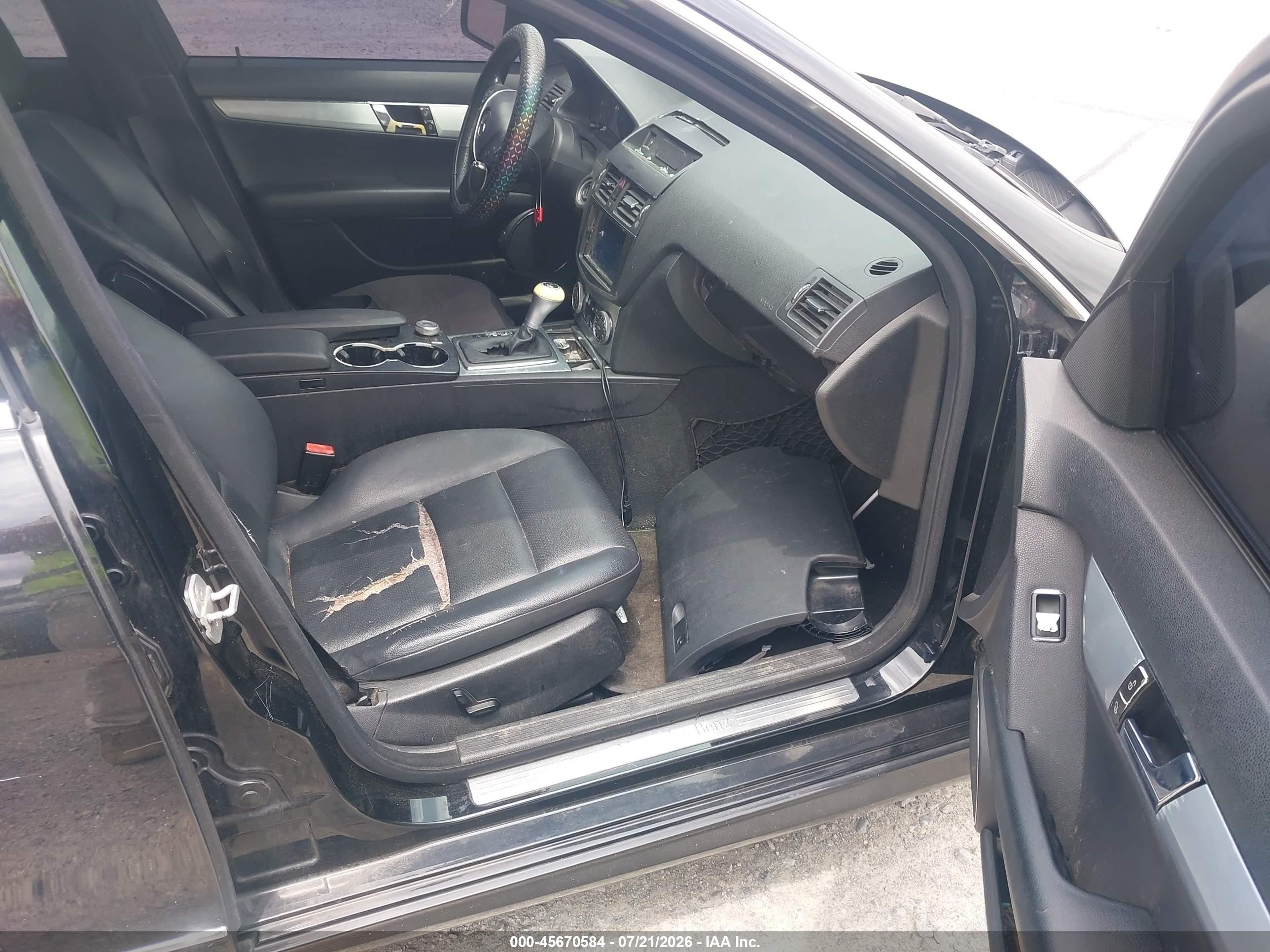 2008 Mercedes-benz C 300 Luxury/sport Black vin: WDDGF54X88F097013